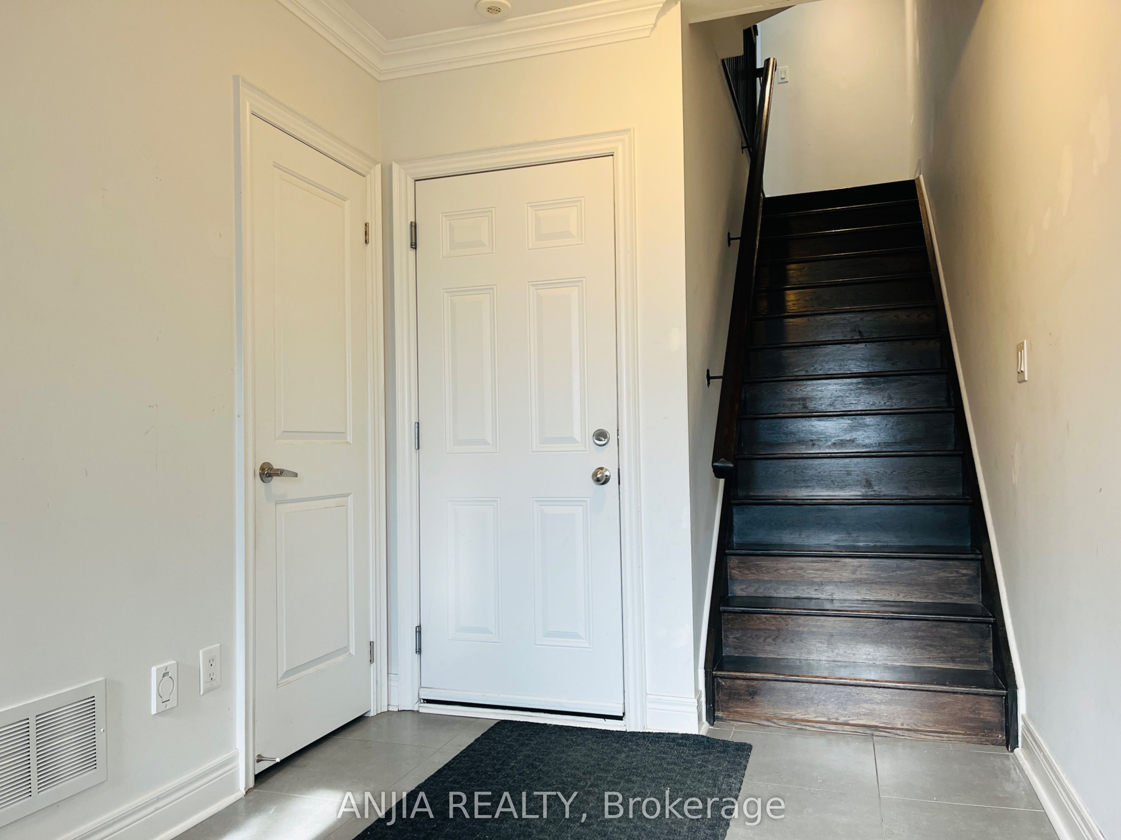 Unit 29 - 1812 Burnhamthorpe Road E, Mississauga 2
