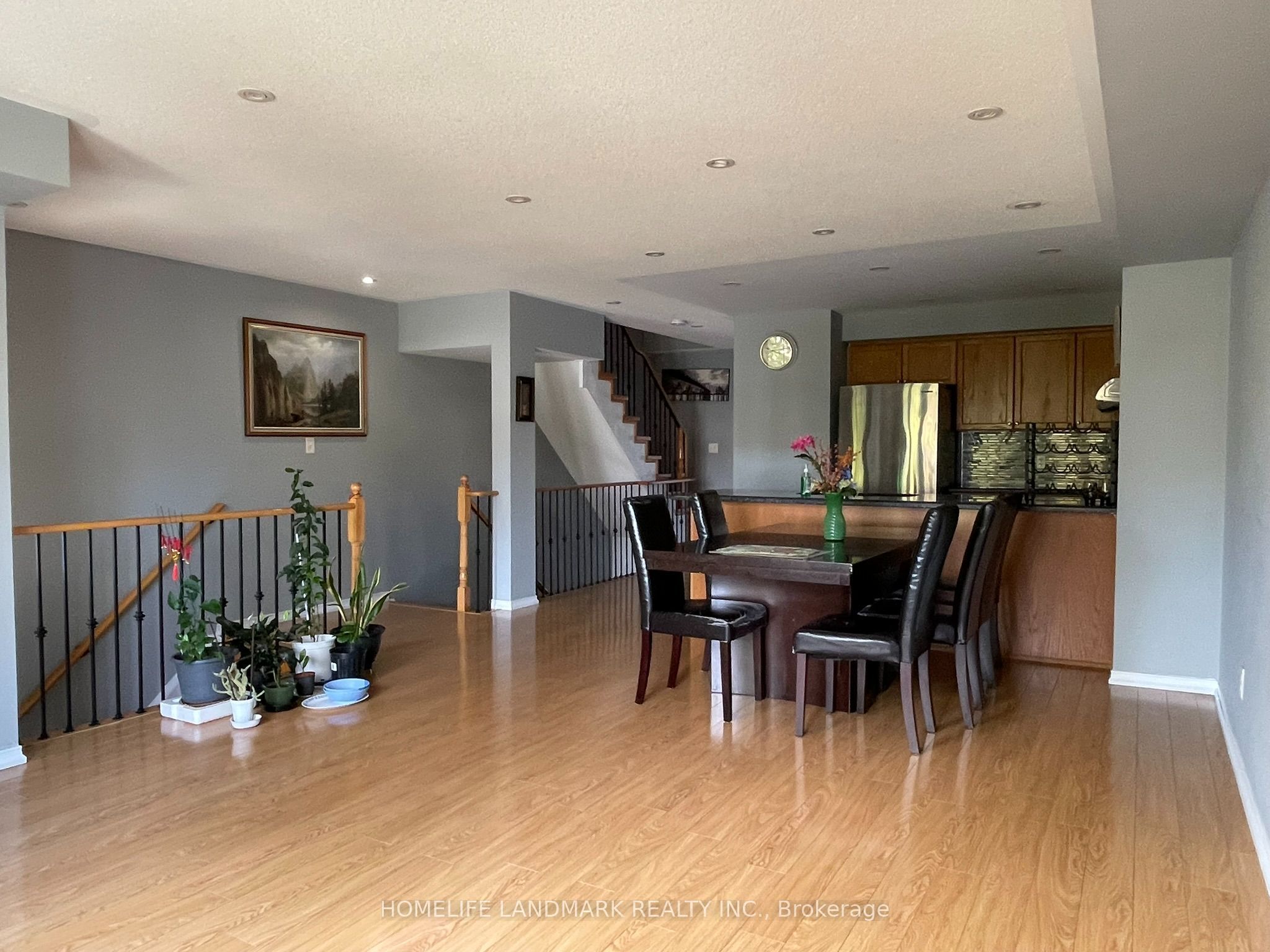 Unit 10 - 3375 Thomas Street, Mississauga 4