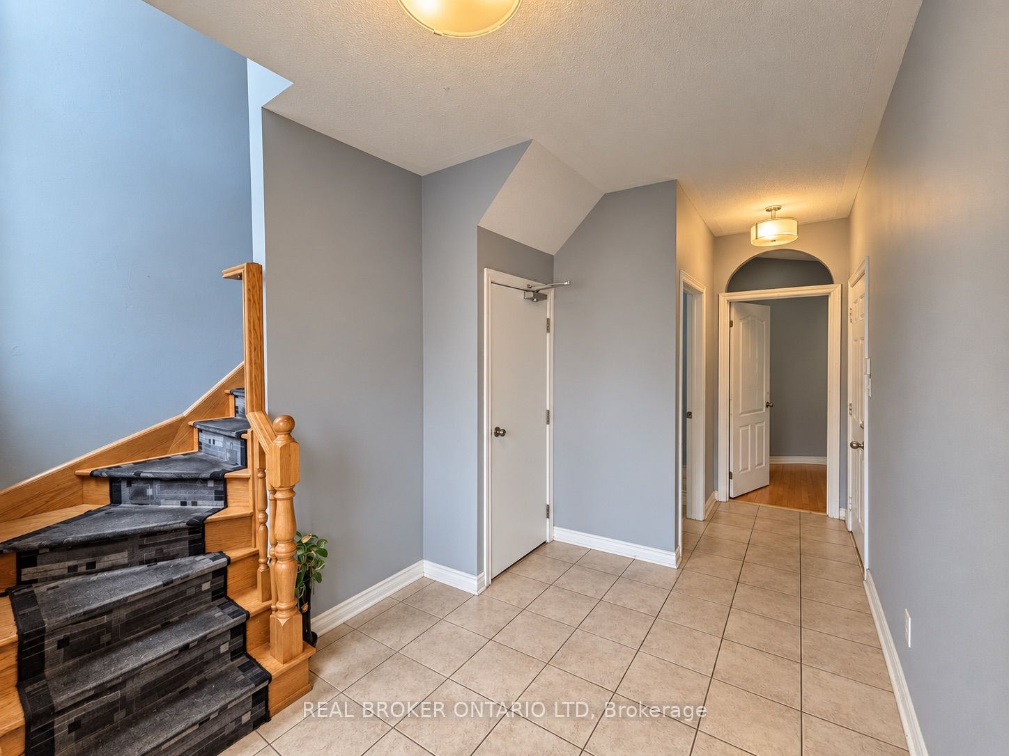 Unit MAIN - 88 Sir Jacobs Crescent, Brampton 2