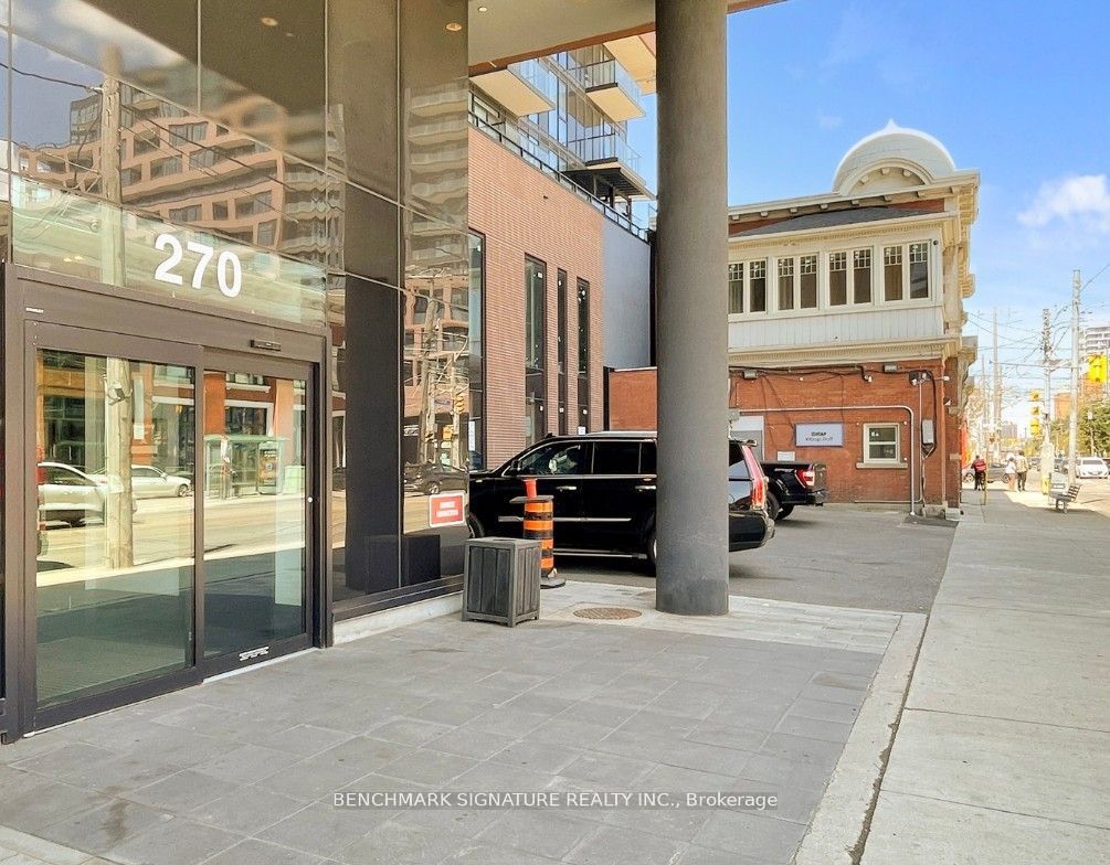 Unit 814 - 270 Dufferin Street, Toronto 2