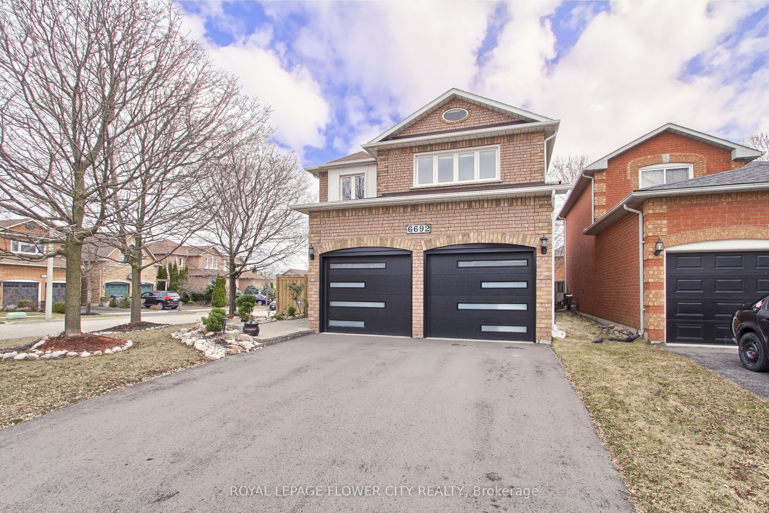 6692 Meteor Court, Mississauga 2