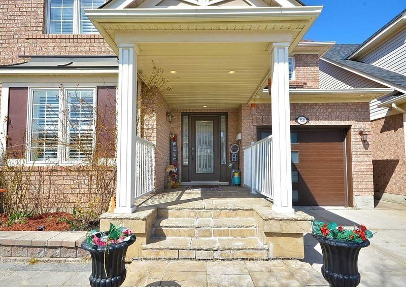 Unit Upper - 759 Hutchinson Avenue, Milton 3