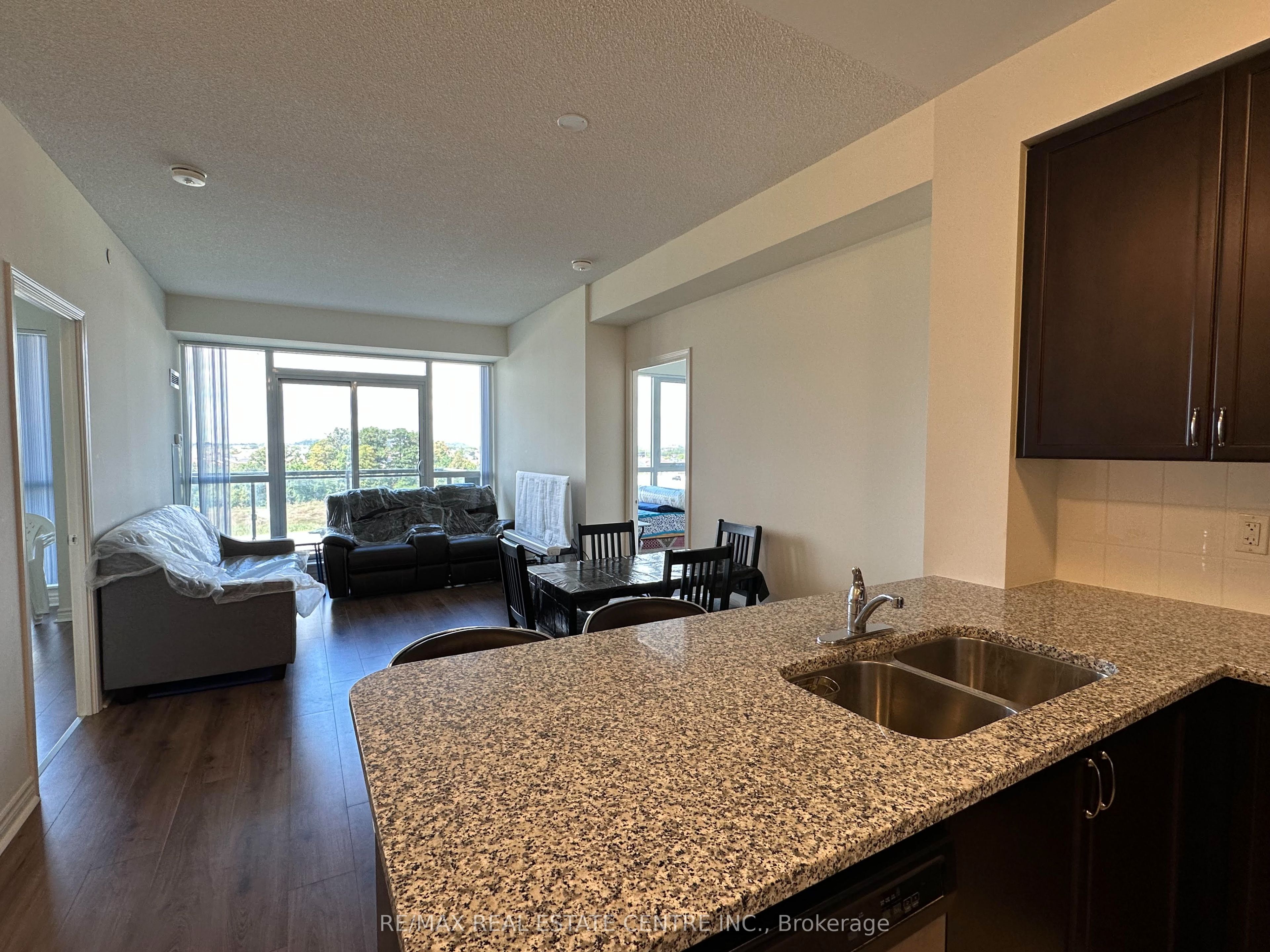 Unit 803 - 349 Rathburn Road, Mississauga 3