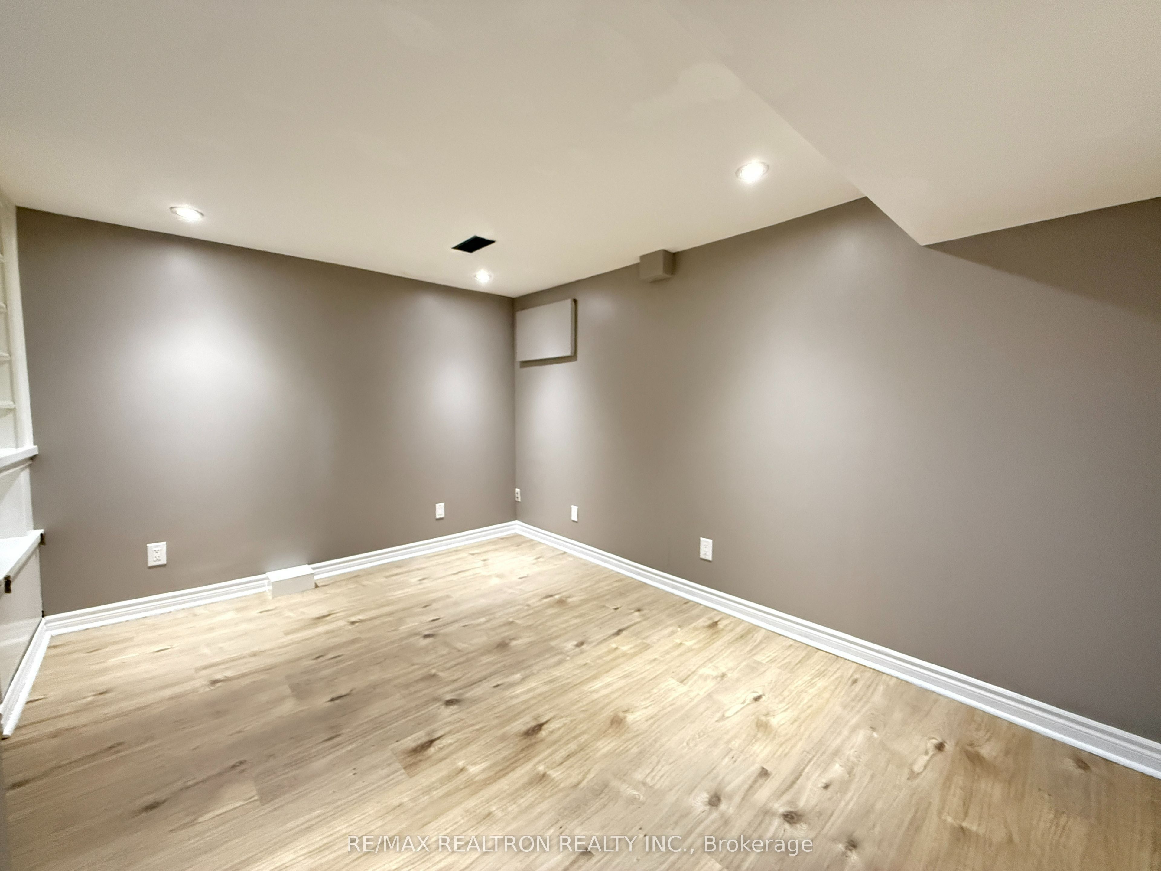 Unit Lower - 97 Post Road, Brampton 4