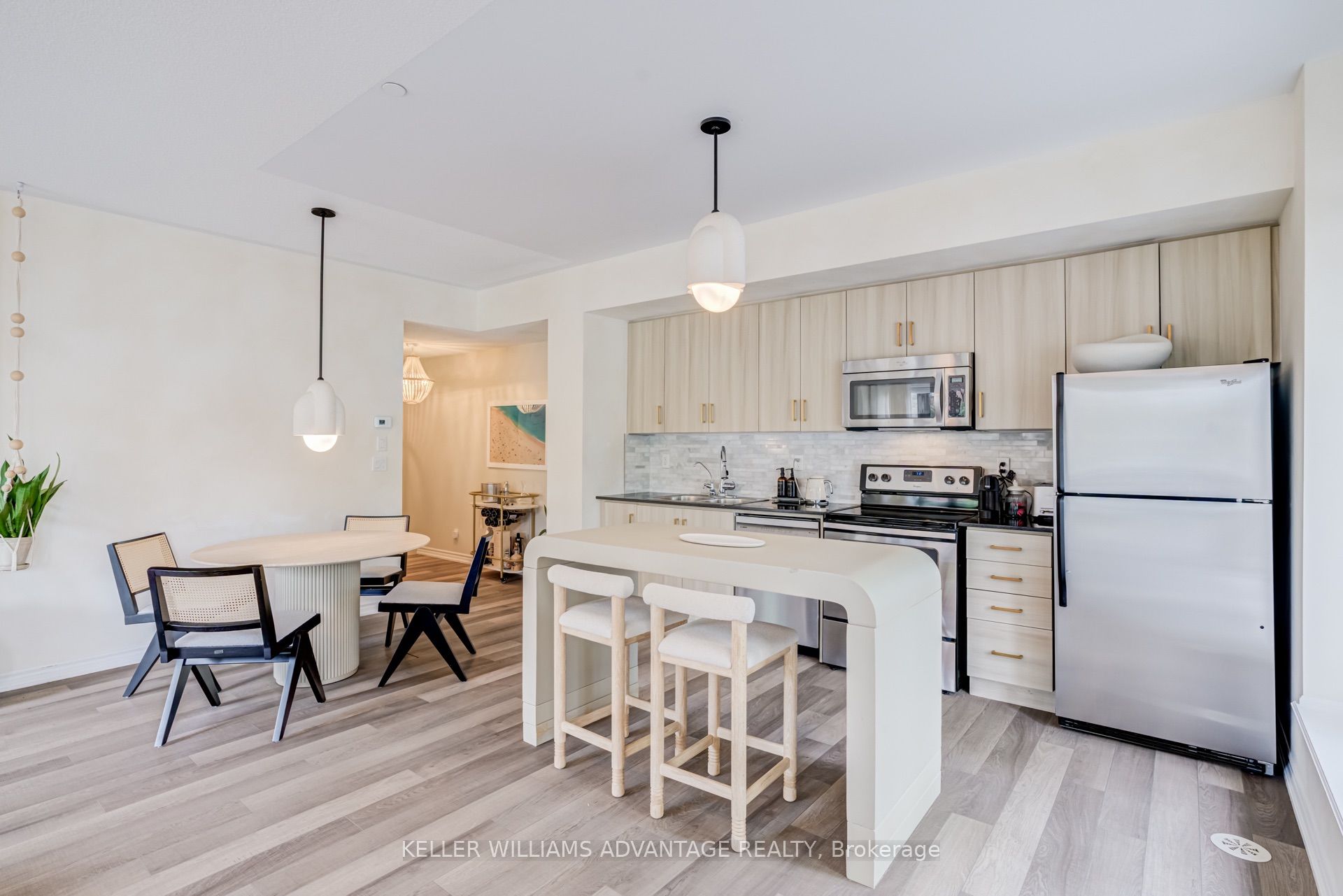 Unit 4 - 10 Carnation Avenue, Etobicoke 4