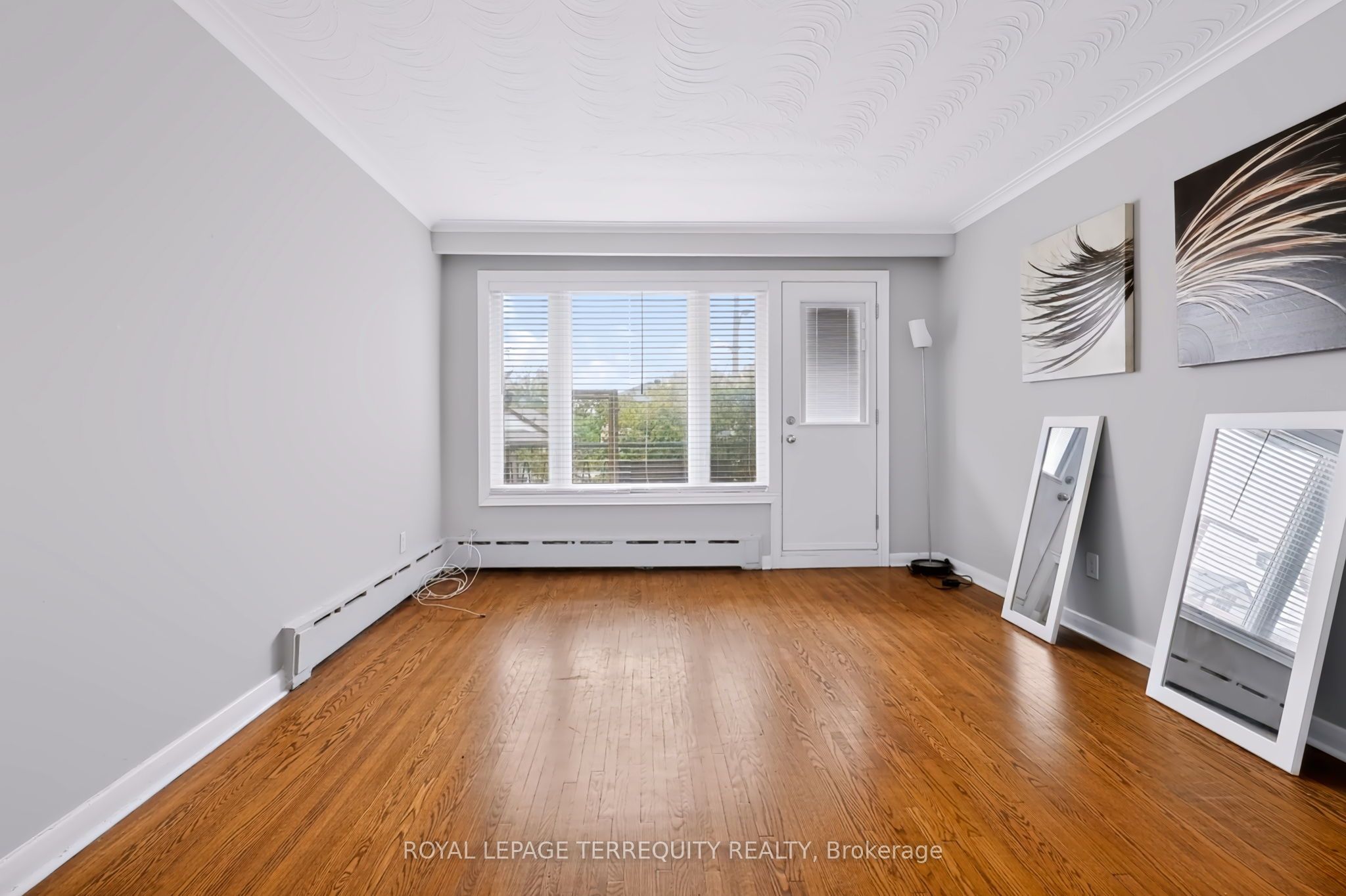 Unit Main - 32 Dynevor Road, Toronto 2
