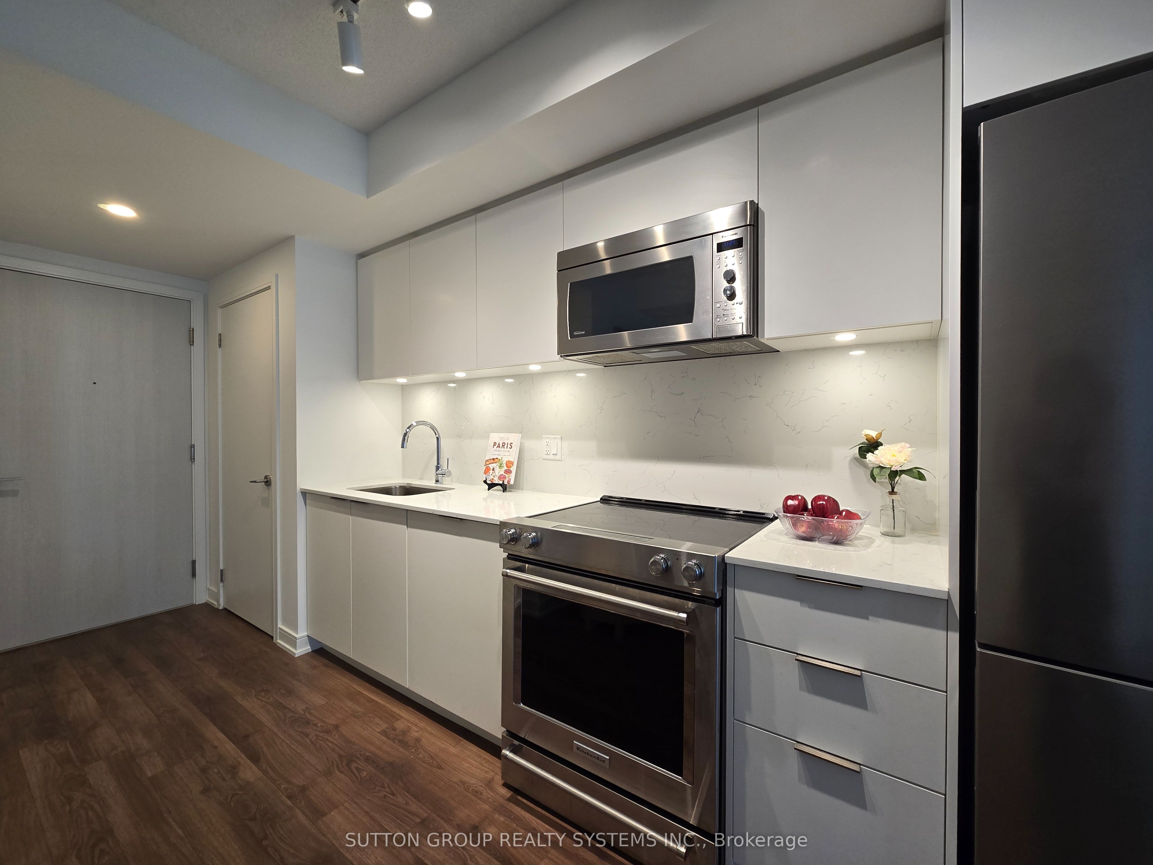 Unit 210 - 30 Samuel Wood Way, Etobicoke 5