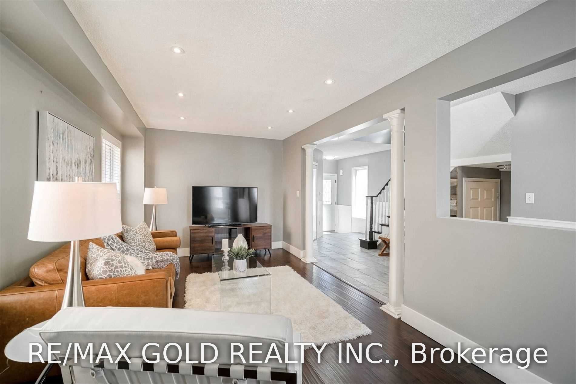 9 Blue Lake Avenue, Brampton 3