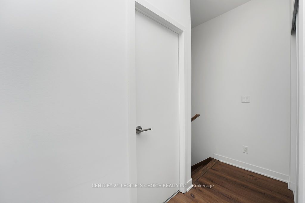 Unit 142 - 3010 Trailside Drive, Oakville 5