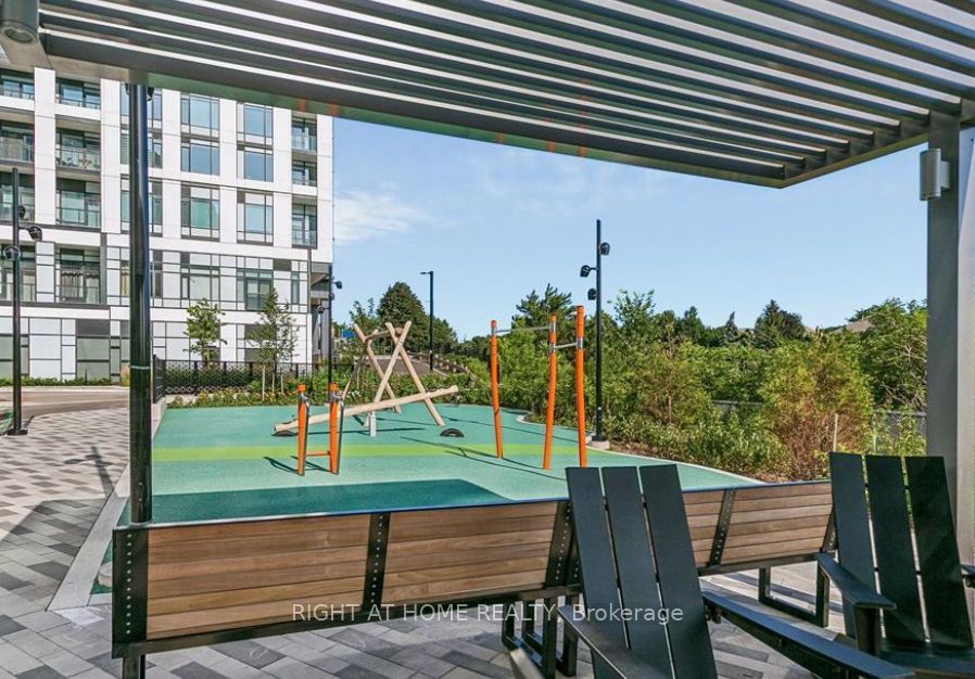 Unit 1011 - 2495 Eglinton Avenue W, Mississauga 3
