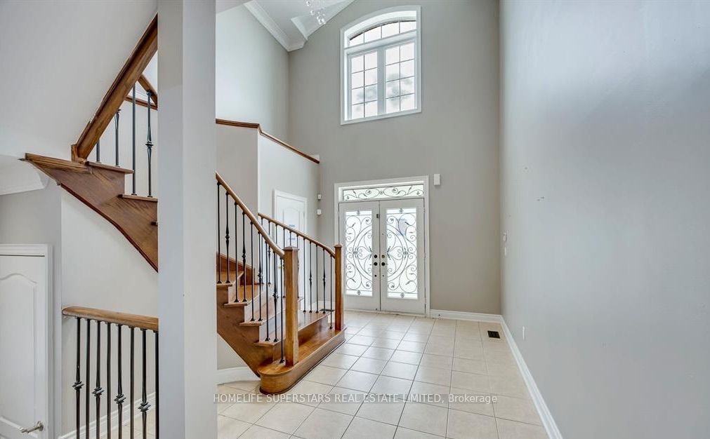 26 Maybeck Drive, Brampton 3