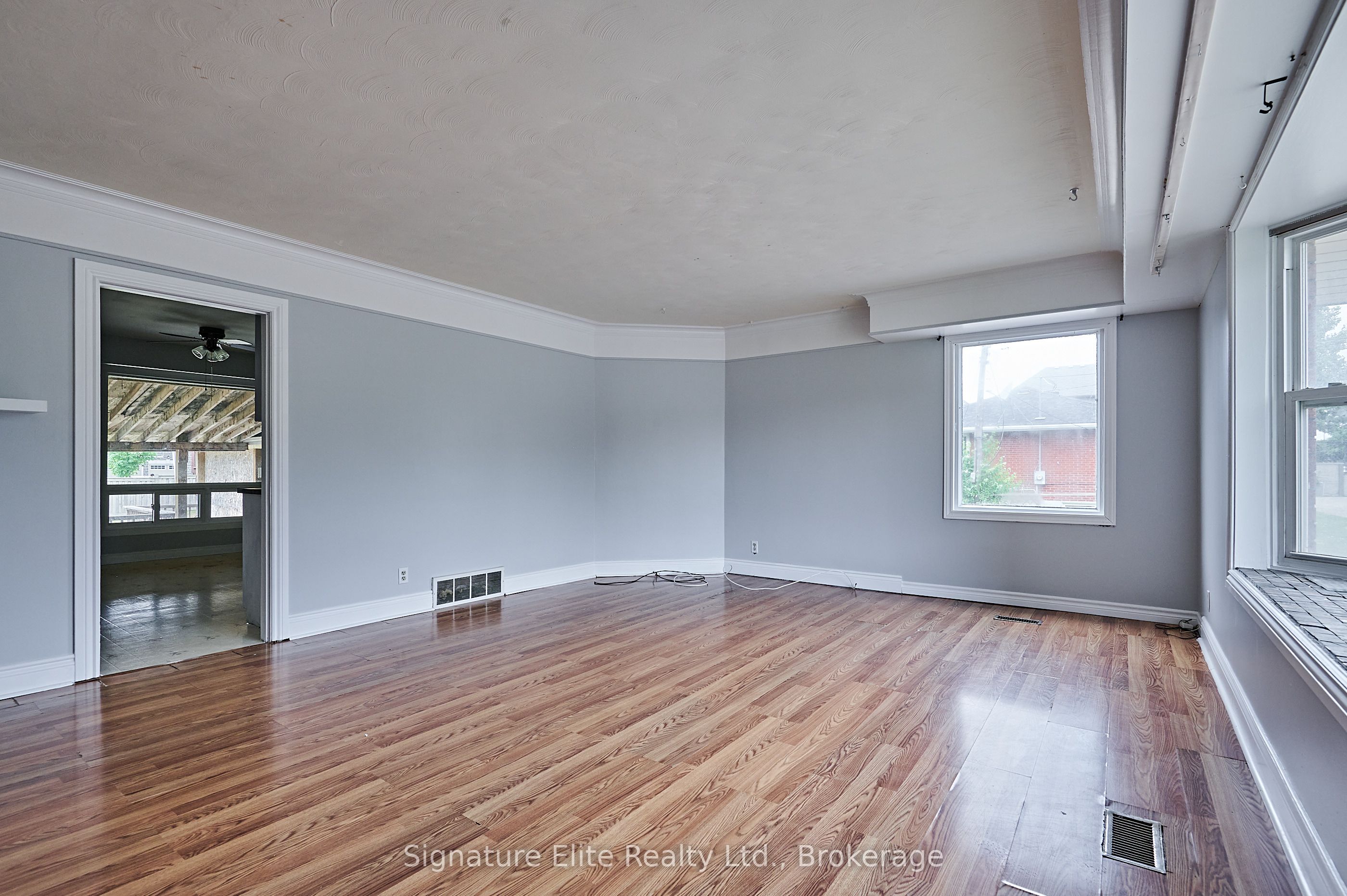 Unit Unit 1 - 9408 Chinguacousy Road, Brampton 4