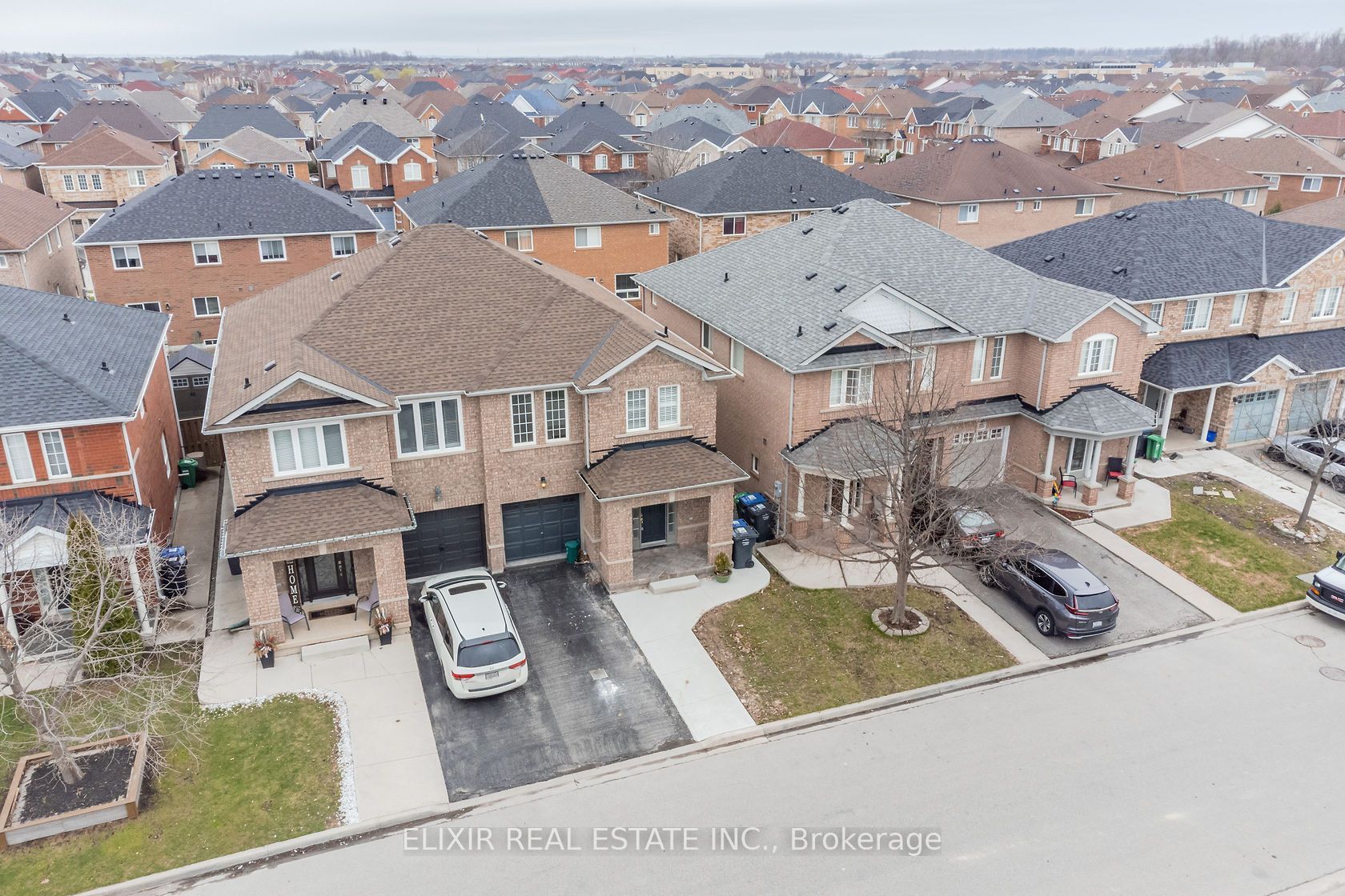 32 Trumpet Valley Boulevard, Brampton 2