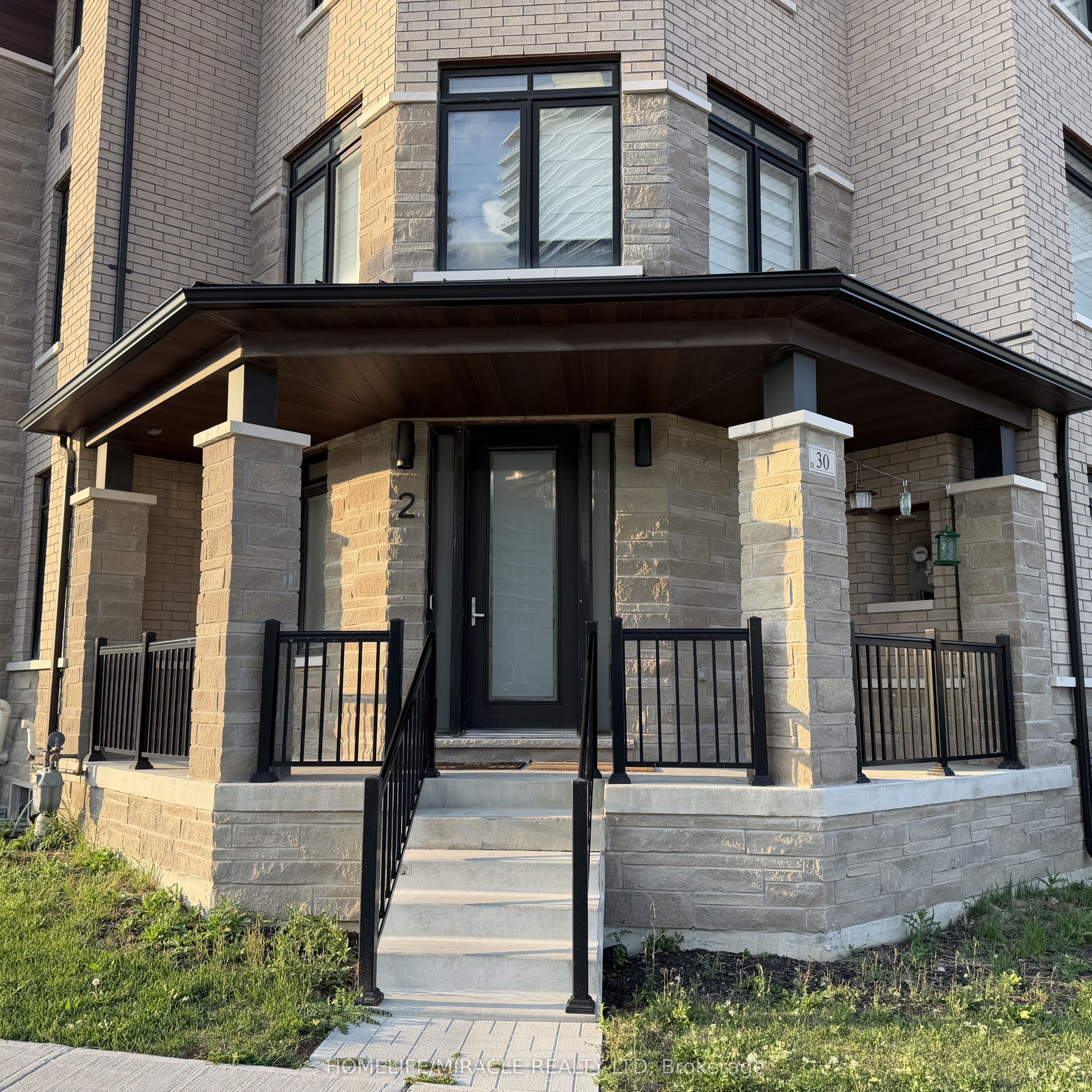 Unit 2 - 30 Skyridge Drive, Brampton 2