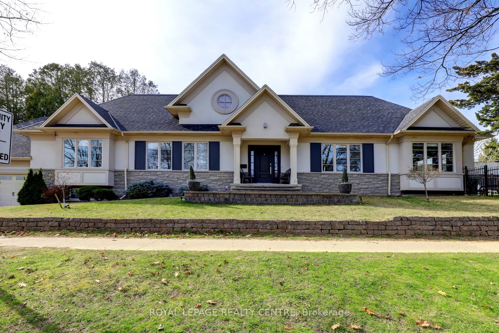 185 Cherry Post Dr, Mississauga, Ontario L5A2K2 For Sale HouseSigma