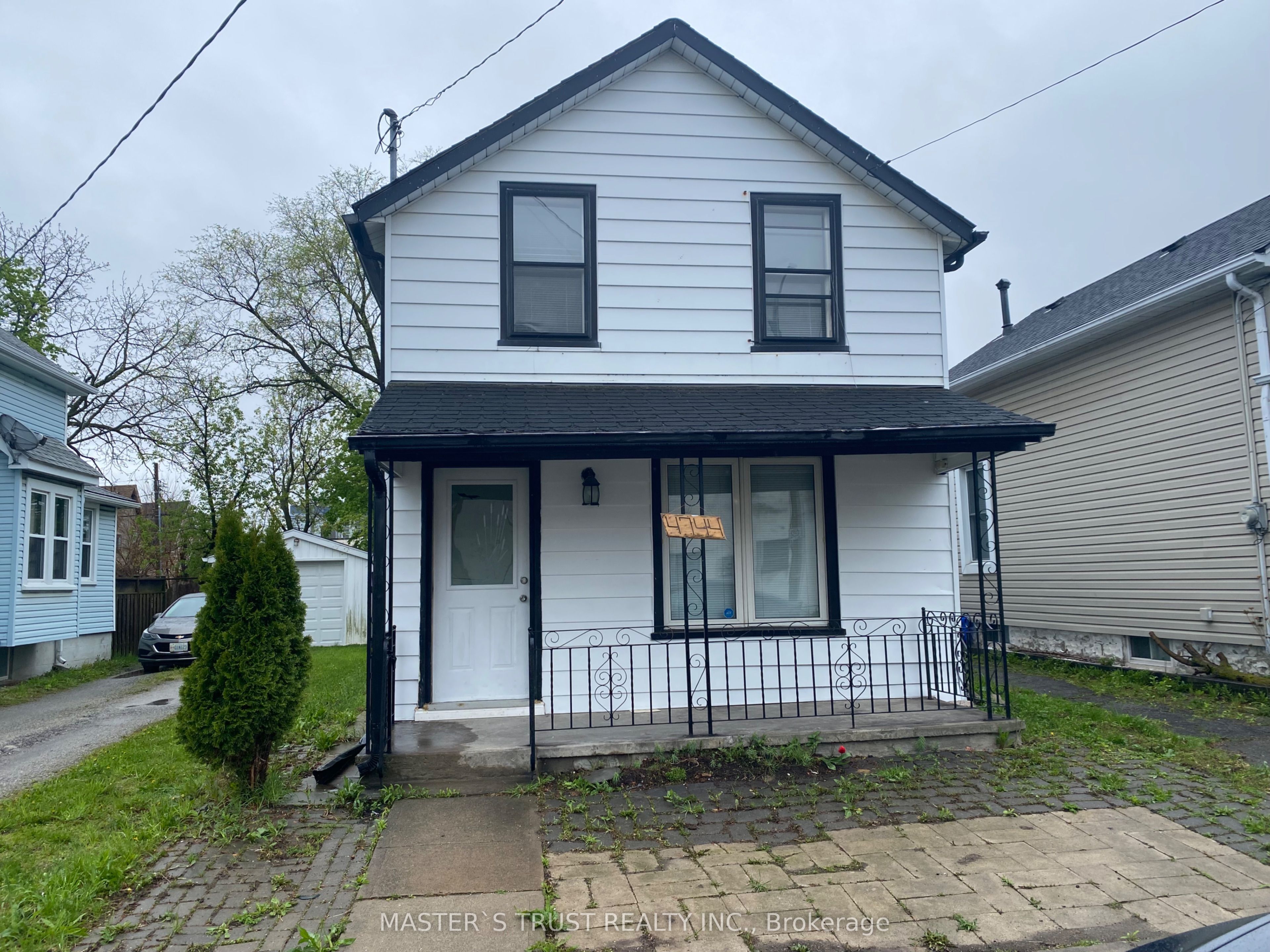 4744 Park Street, Niagara Falls 2