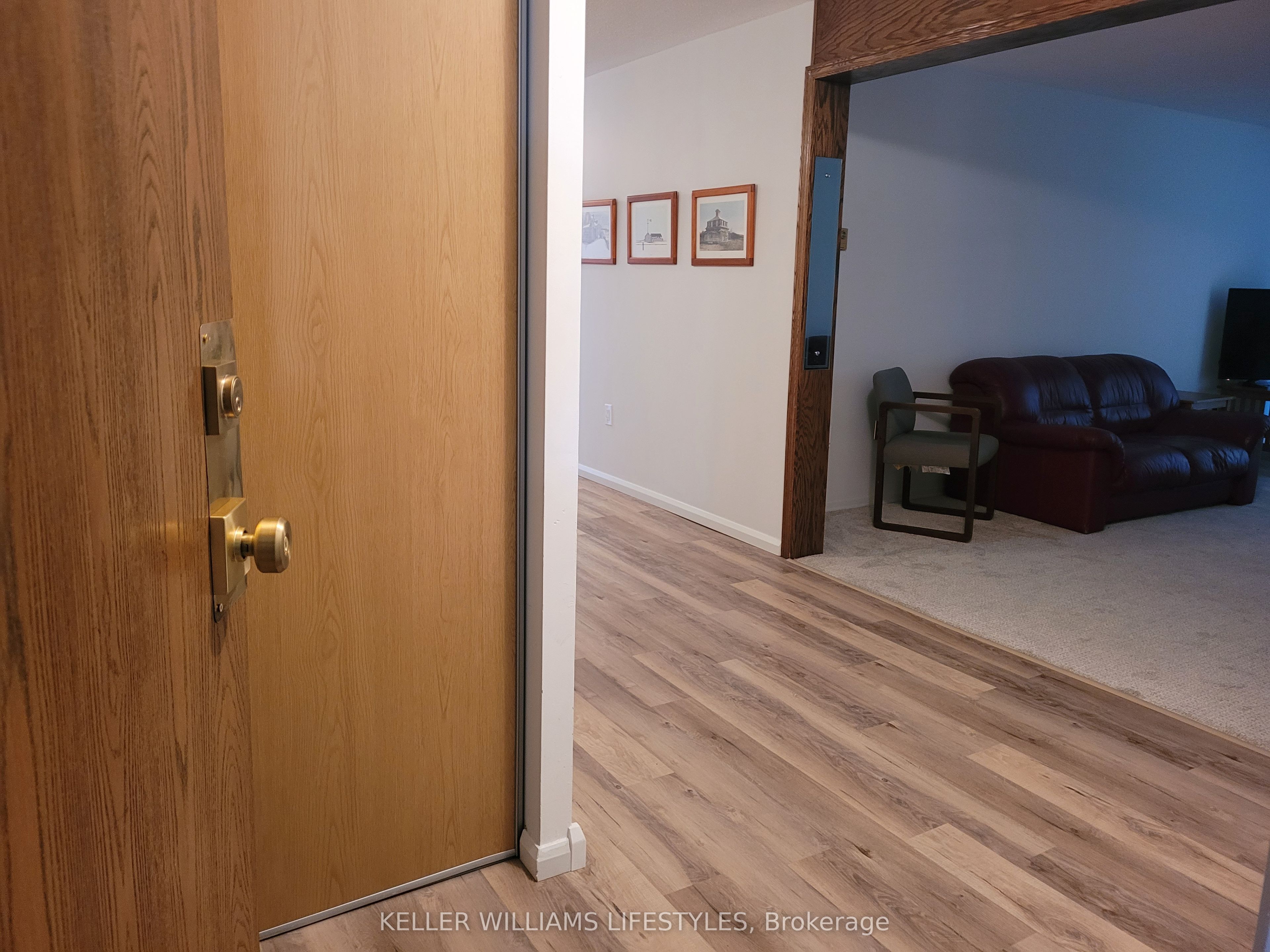 Unit 710 - 986 Huron Street, London 4