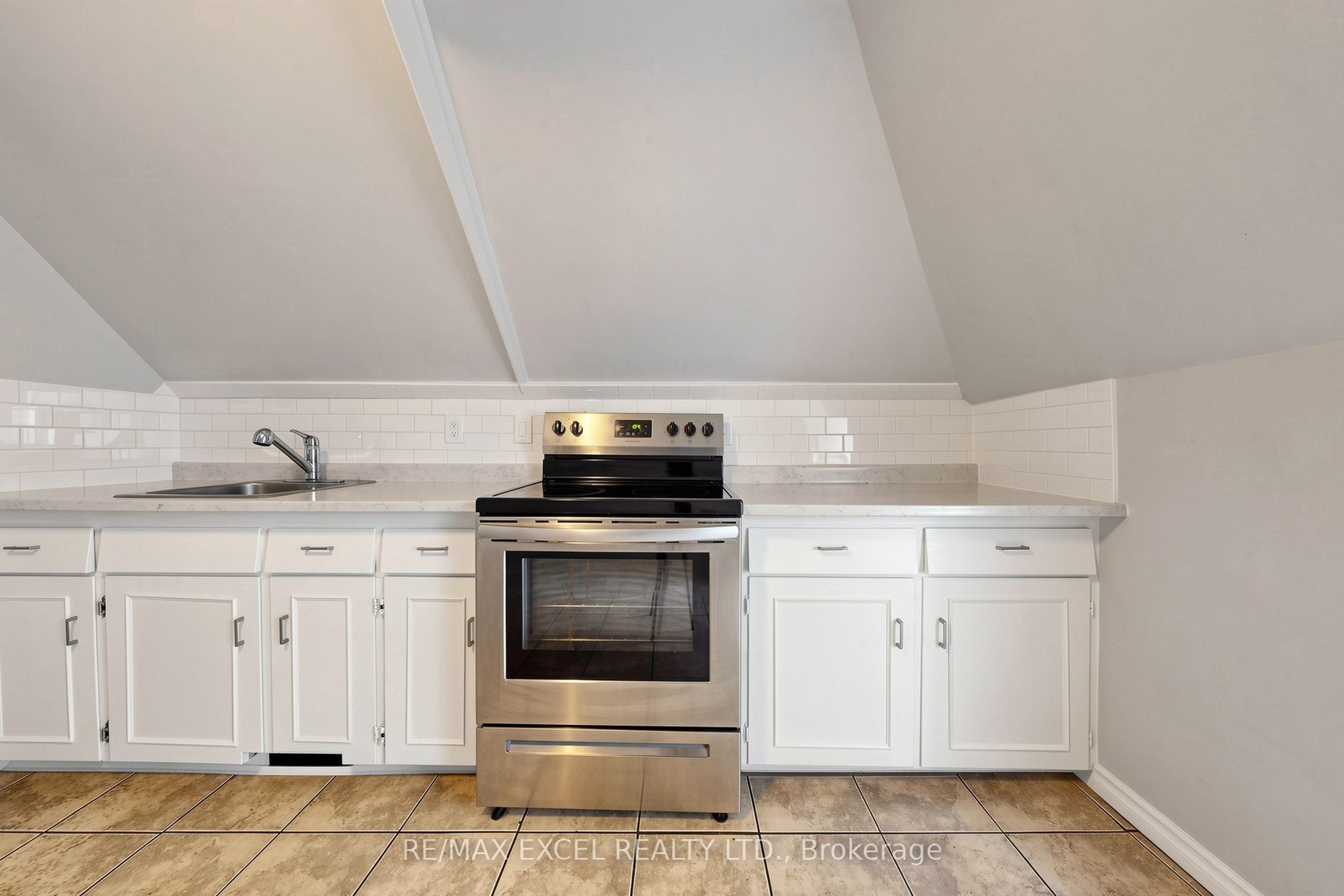 Unit Third - 259 Victoria Avenue N, Hamilton 4