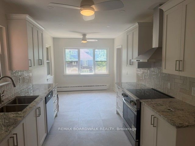 Unit 2 - 379 Stewart Street, Ottawa 3