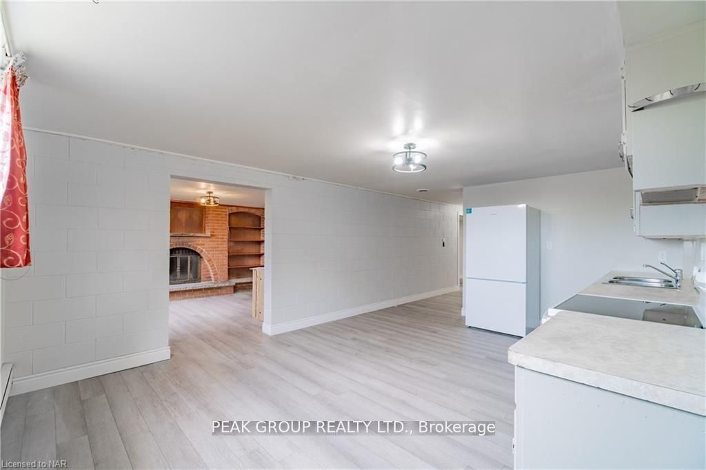 Unit LOWER - 248 BERTIE Street, Fort Erie 3