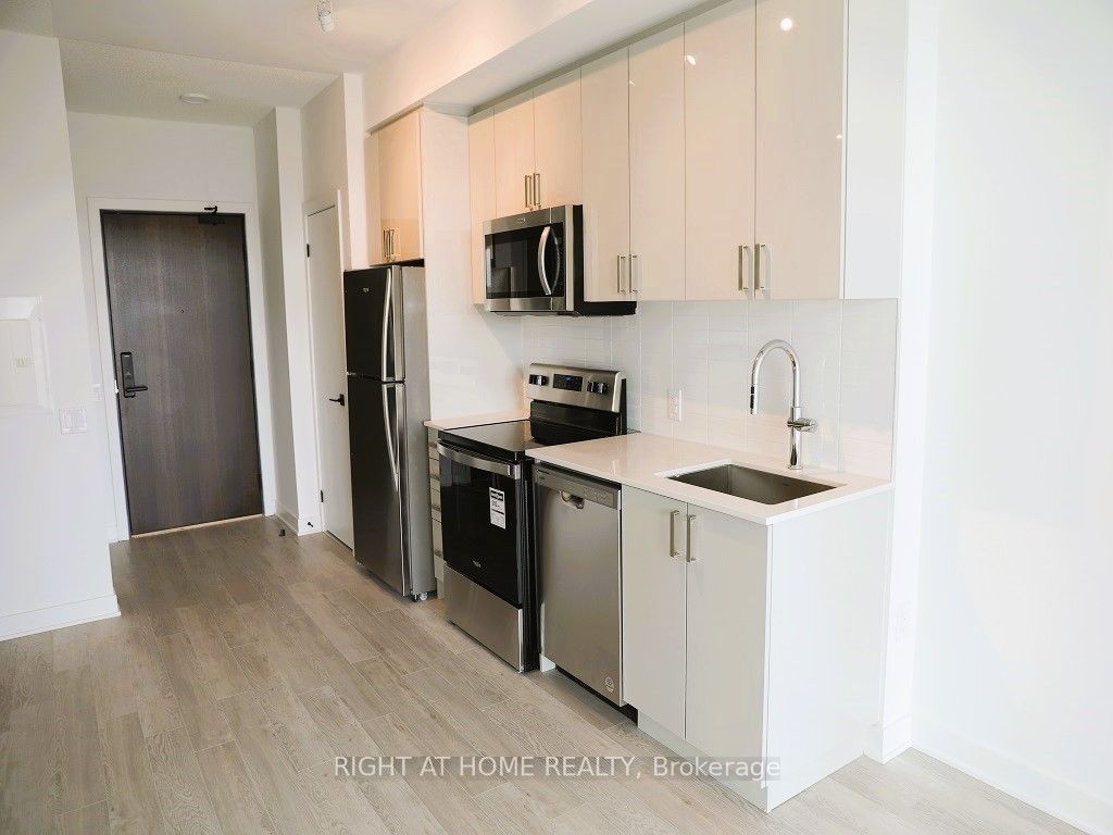 Unit 903 - 2782 Barton Street N, Hamilton 2