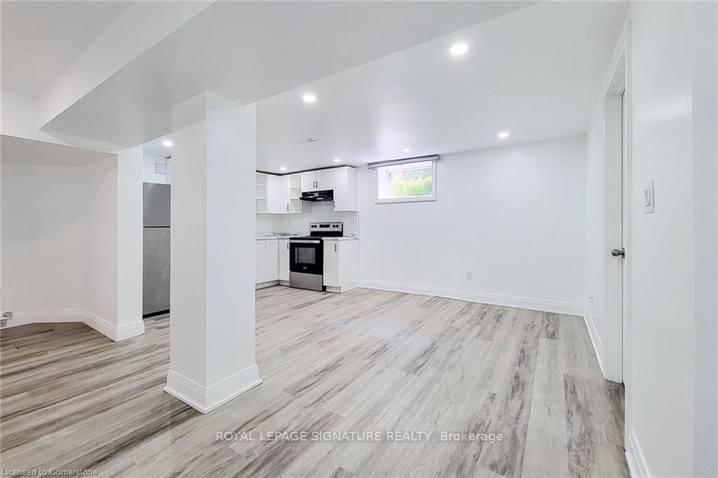 265 West 19th Street, Hamilton 4