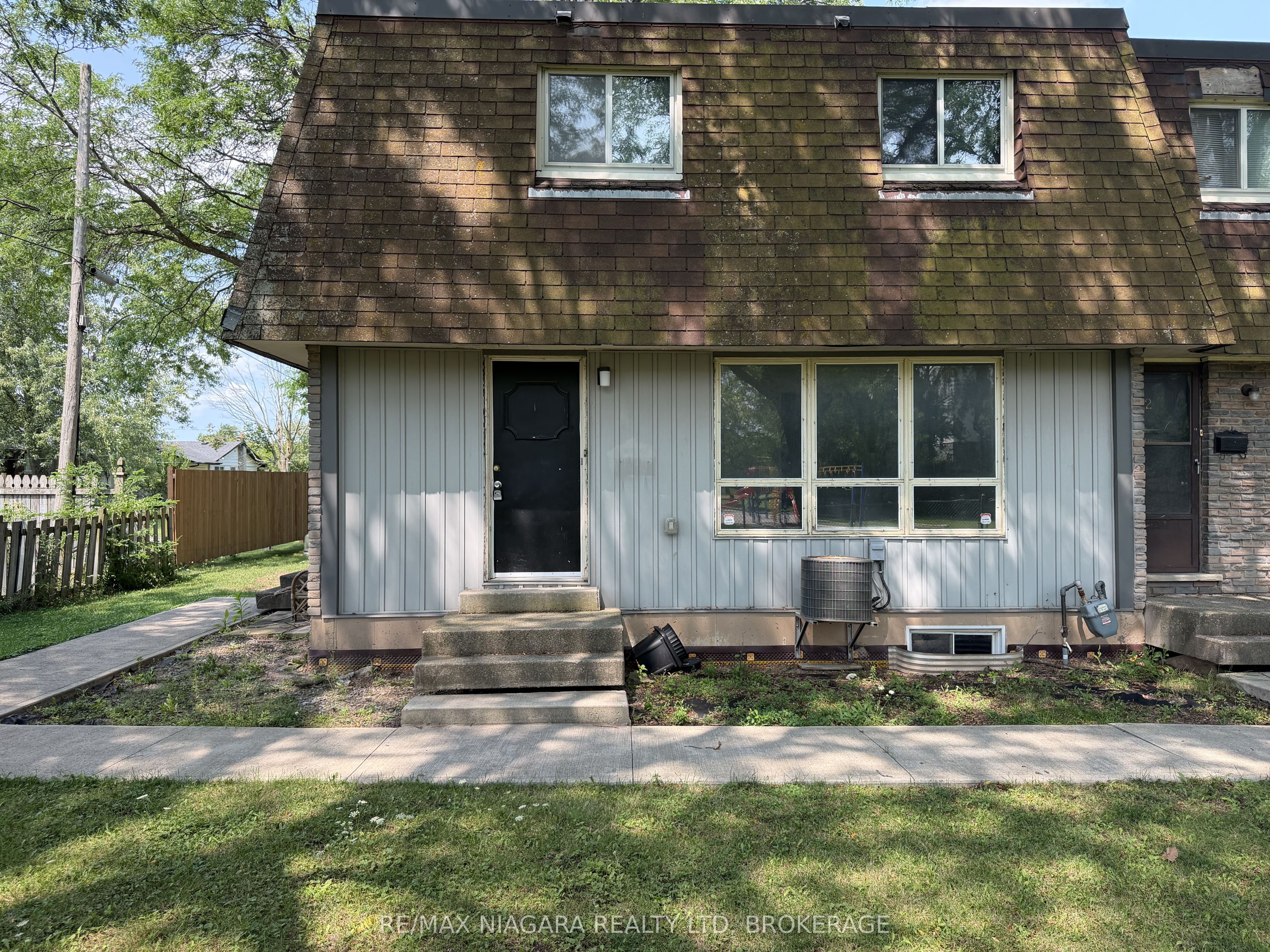 Unit 1 - 21 Woodlawn Road, Welland 1
