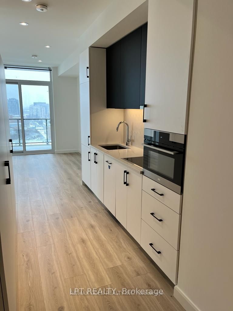 Unit 1313 - 741 King Street W, Kitchener 3