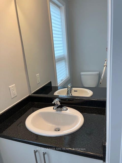 Unit 104 - 6705 Cropp Street, Niagara Falls 3