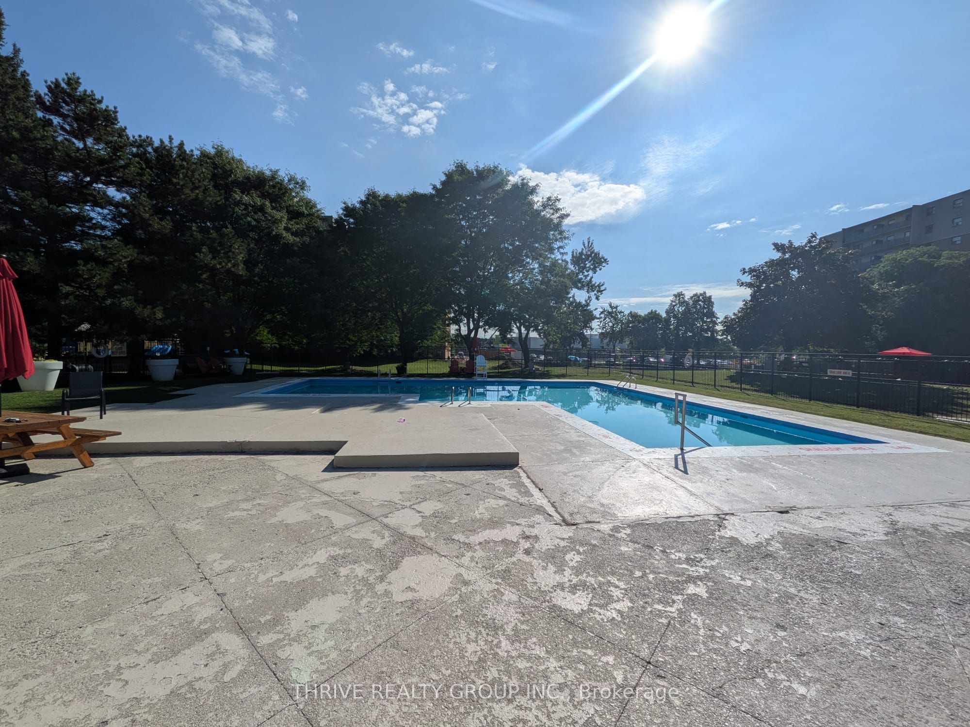 Unit 111 - 931 Wonderland Road S, London 3
