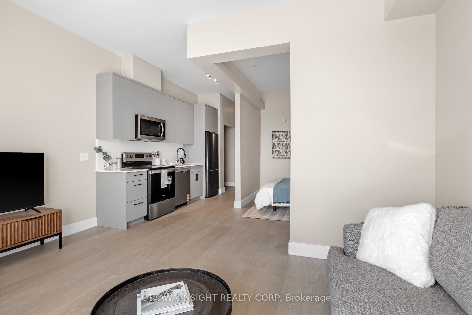 Unit 1C - 180 Kanata Avenue, Kanata 3