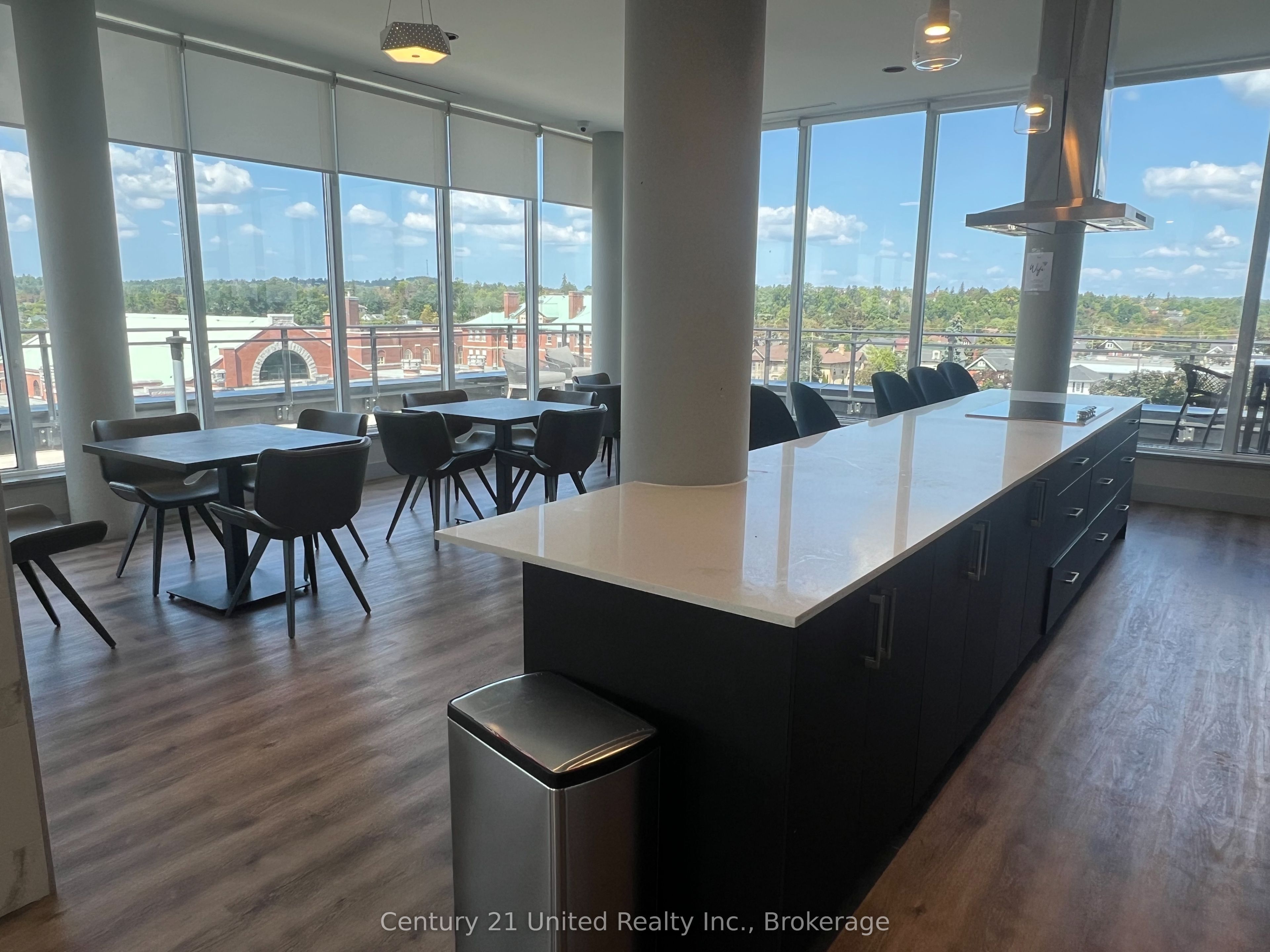 Unit 122 - 475 George Street N, Peterborough 5