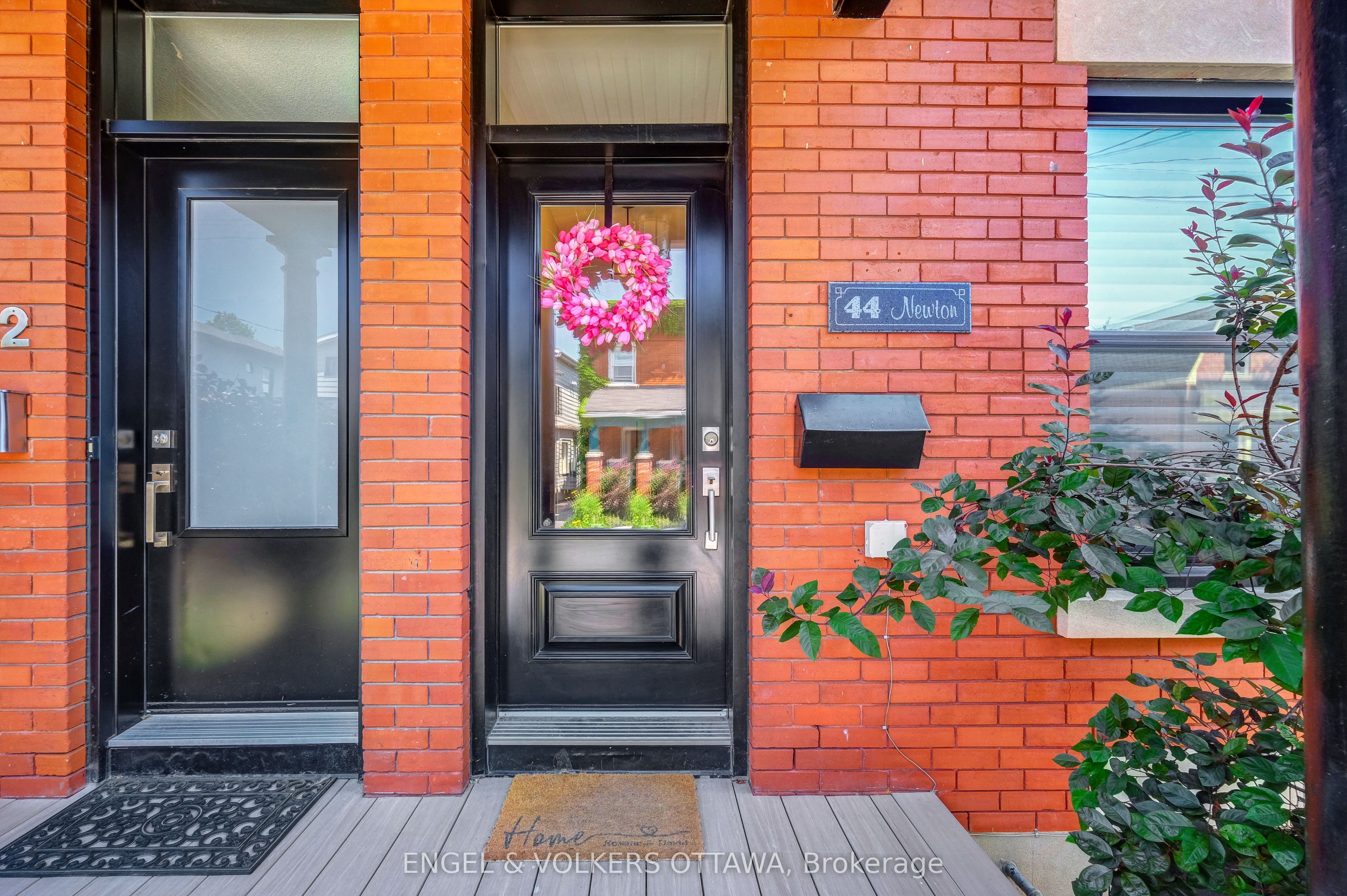 44 Newton Street, Ottawa 4