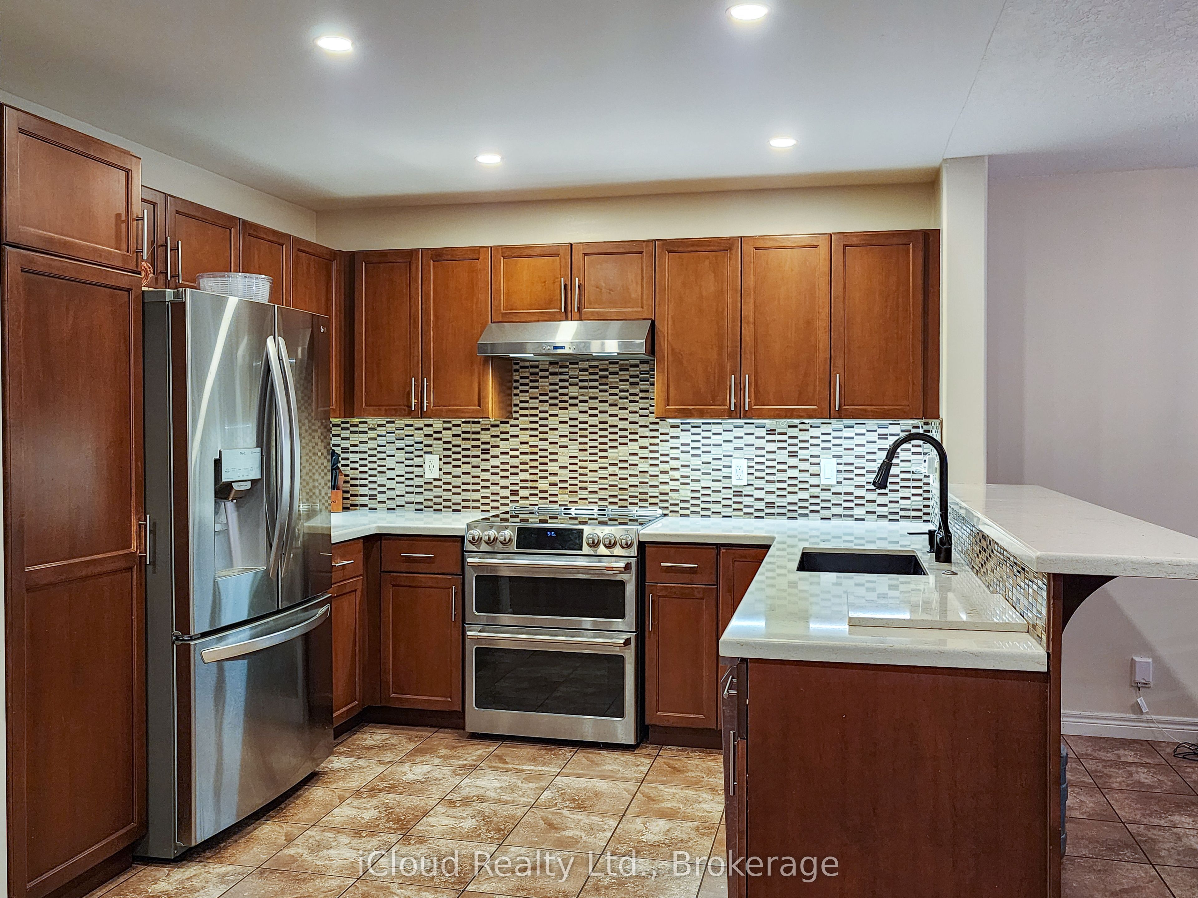 55 Magnificent Way, Glanbrook 5