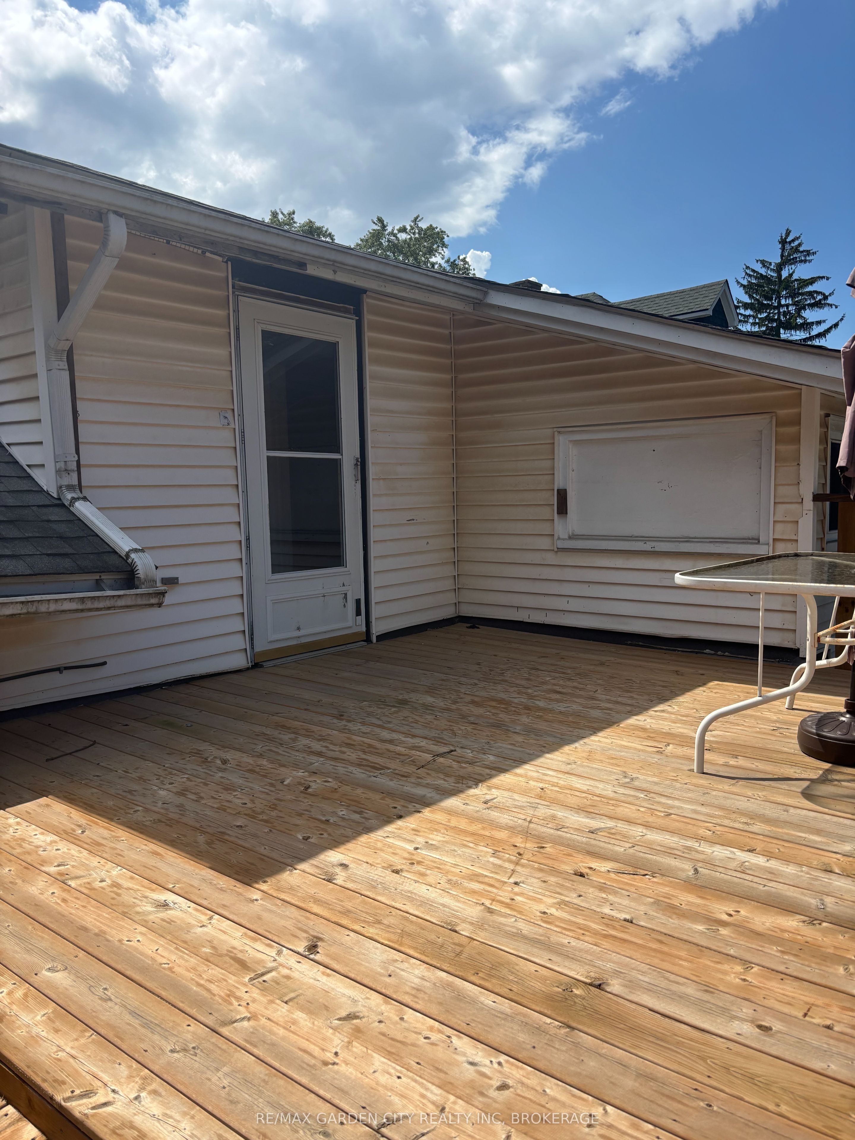 Unit 3 - 6165 BARKER Street, Niagara Falls 2