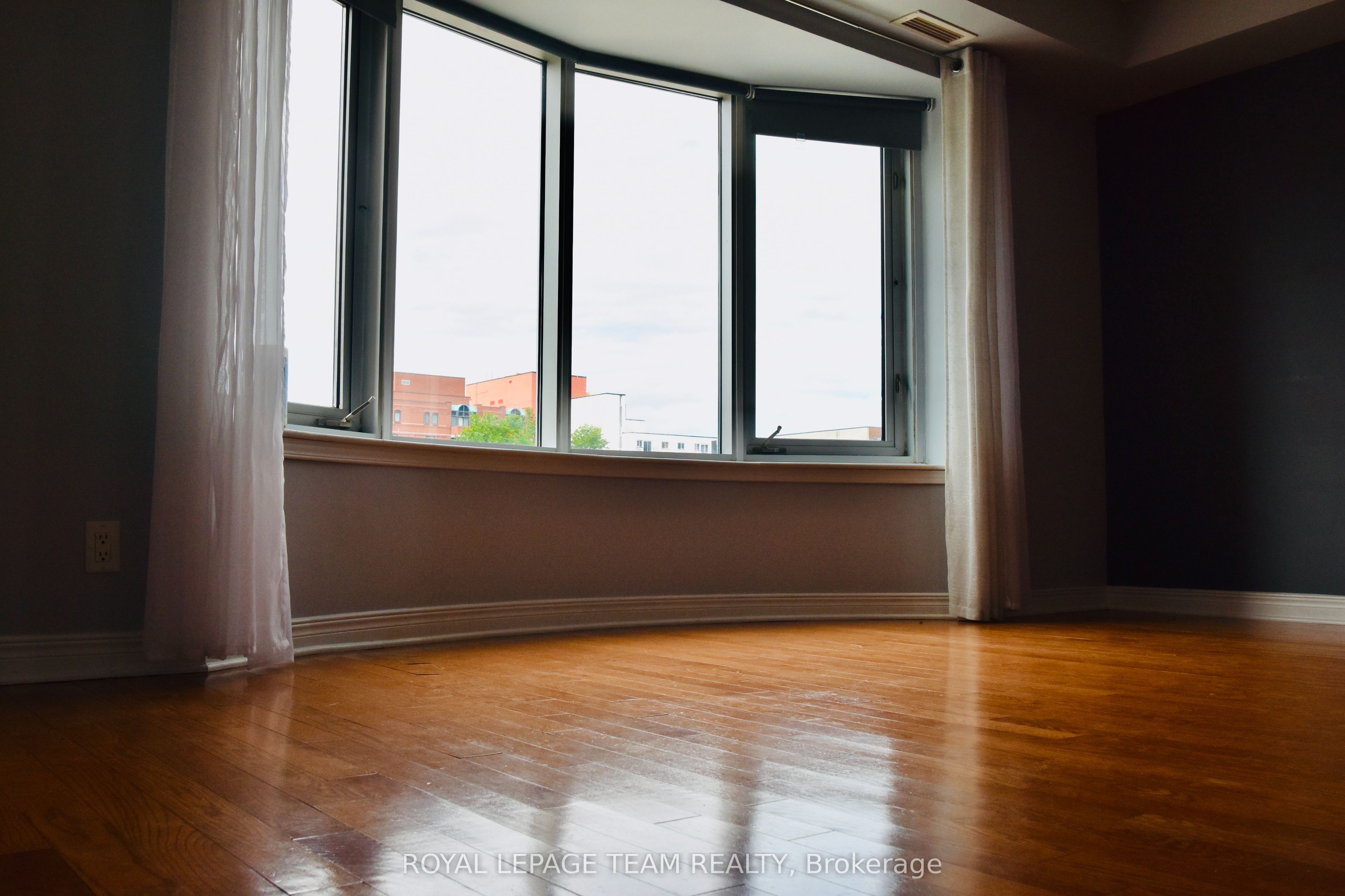 Unit 3E - 150 York Street, Ottawa 5