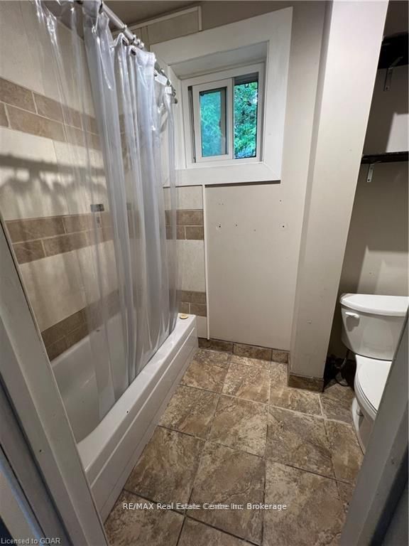 Unit B - 187 ARTHUR Street N, Guelph 2