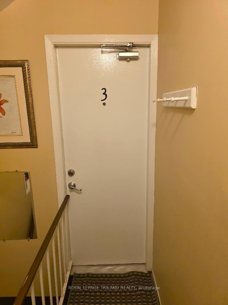 Unit 3 - 31 Orchard Street, London 4