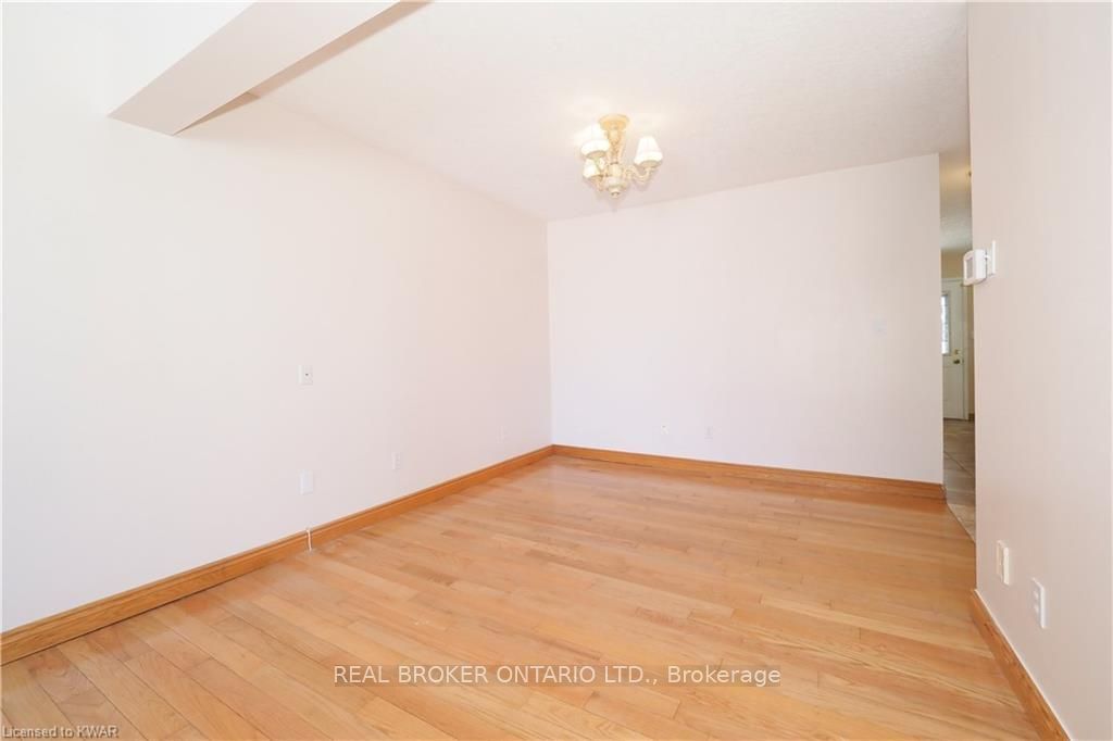 Unit Unit A - 258 Inverhuron Crescent, Waterloo 5