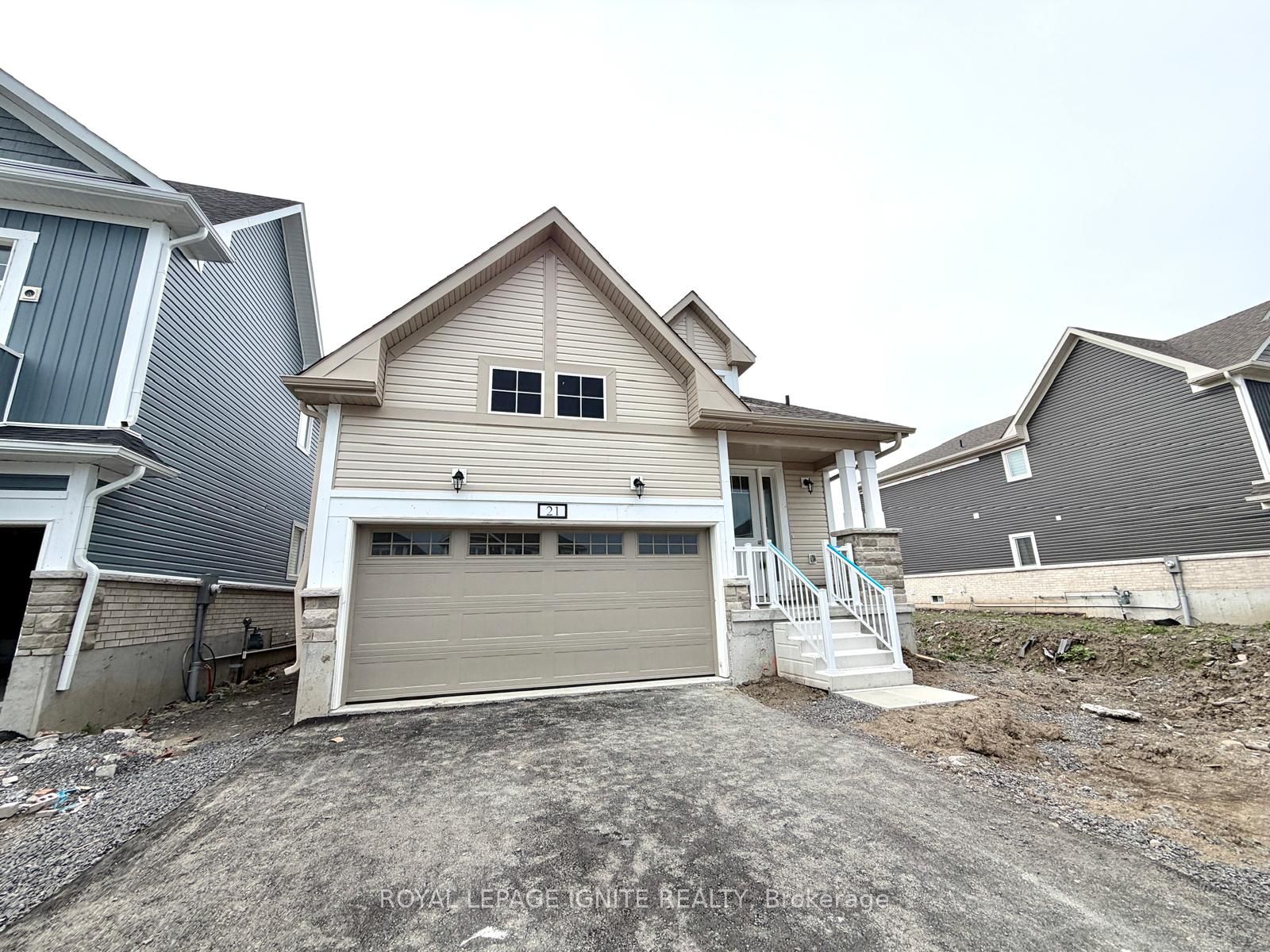 21 Royal Oak Crescent, Loyalist 2