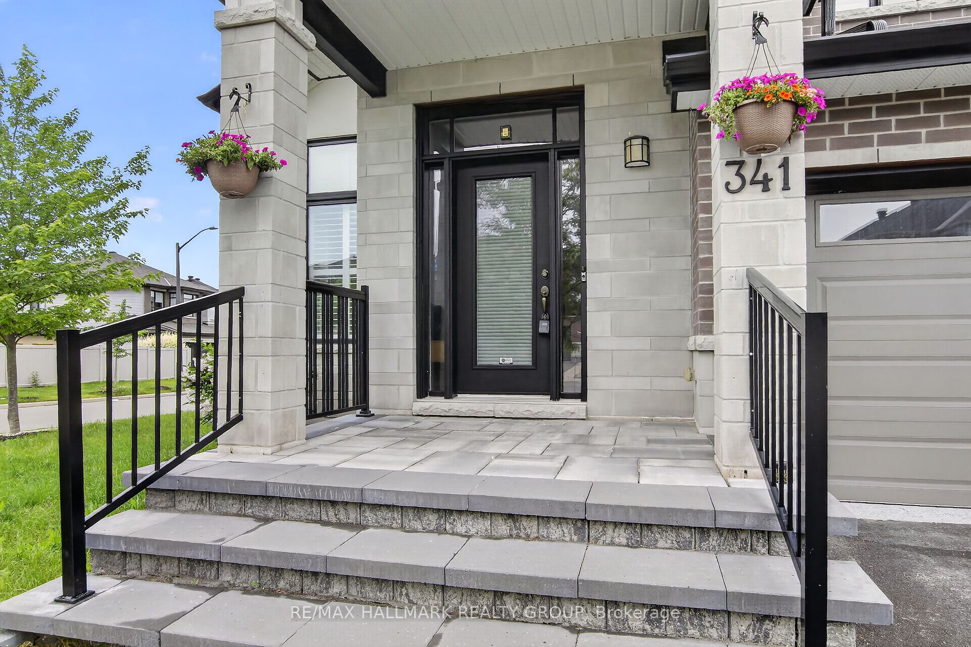 341 Serenade Crescent, Orleans-Gloucester 4