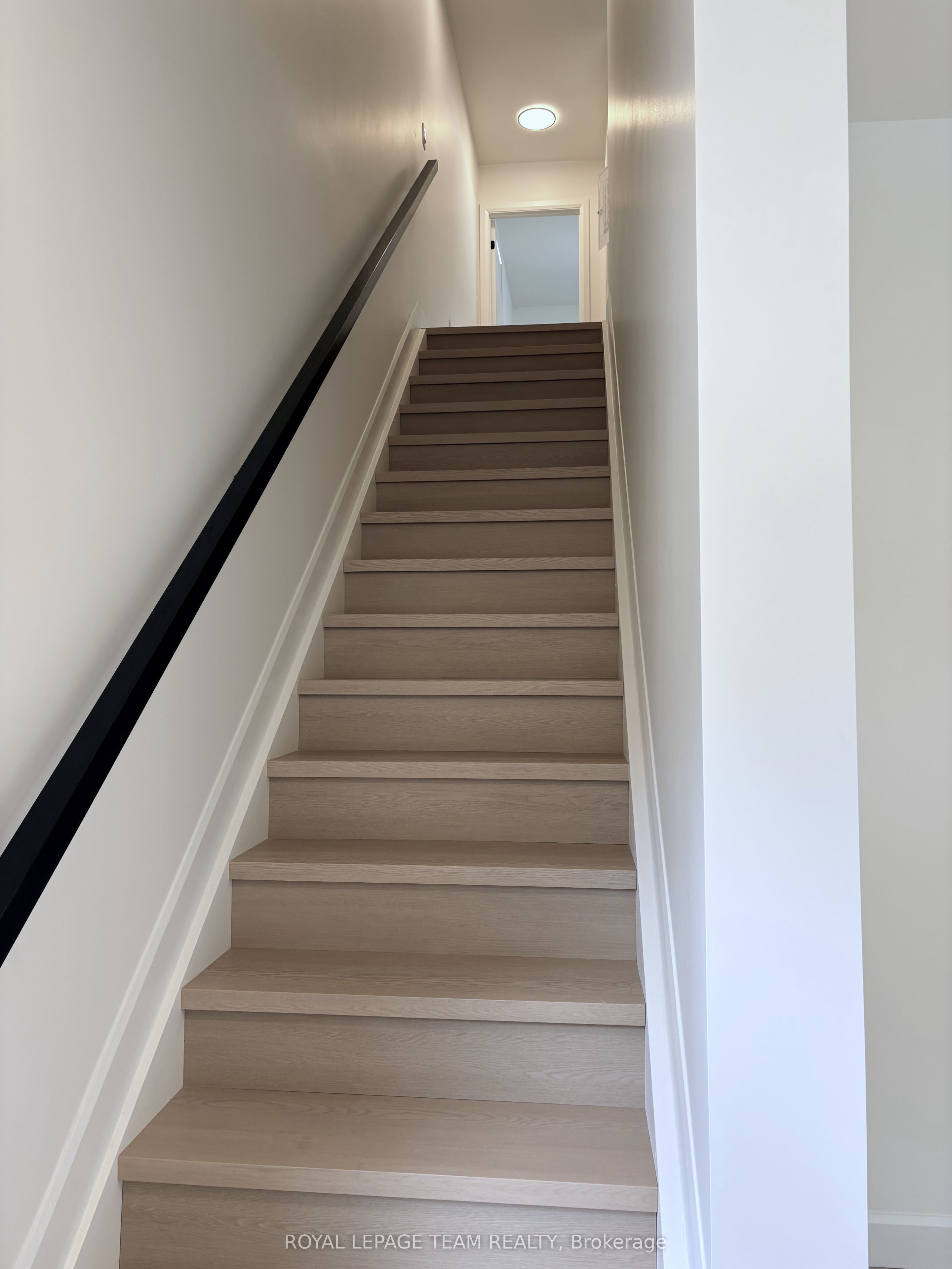 253B Bradford Street, Ottawa 5