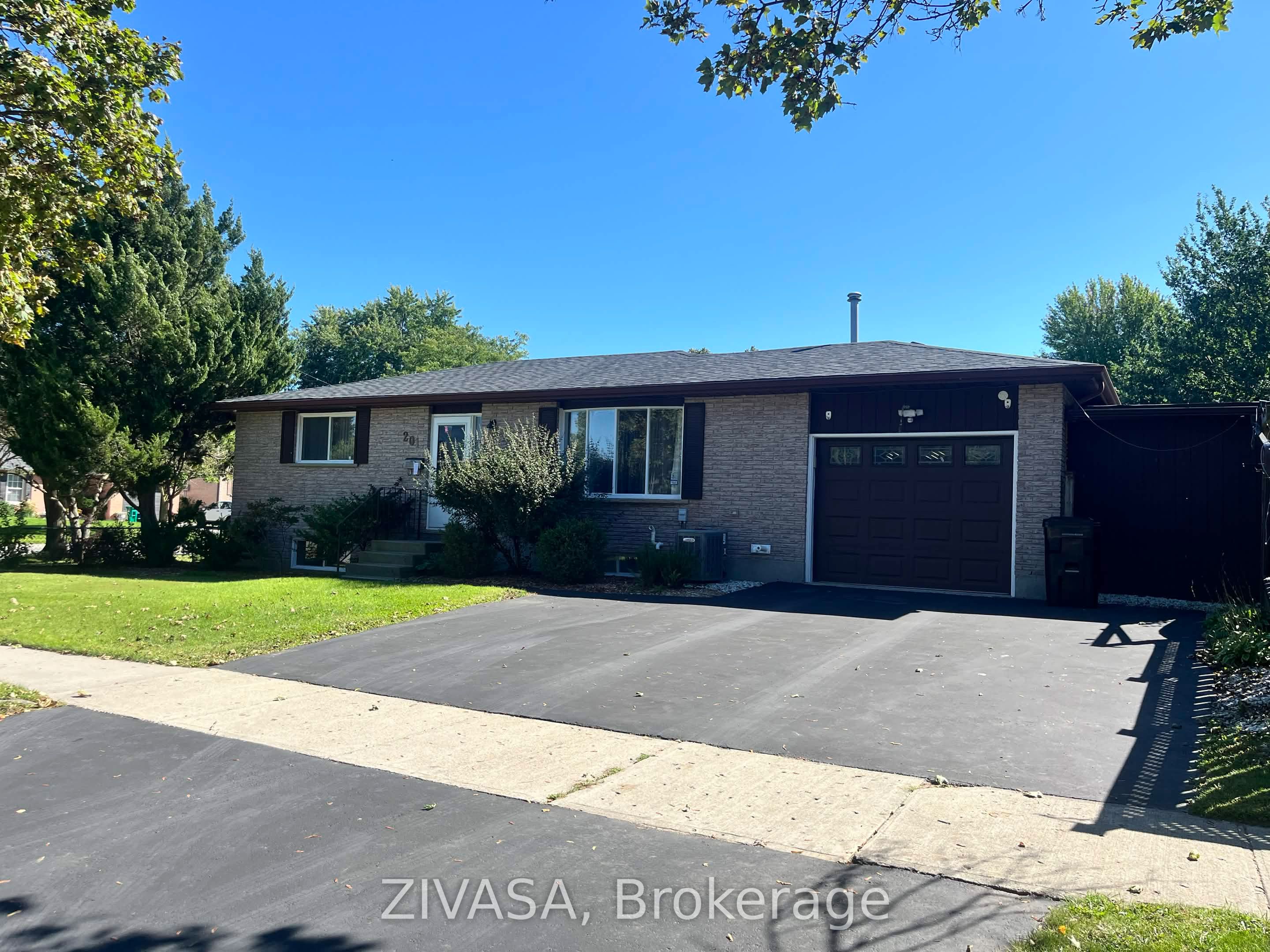 201 Rittenhouse Road, Kitchener 1