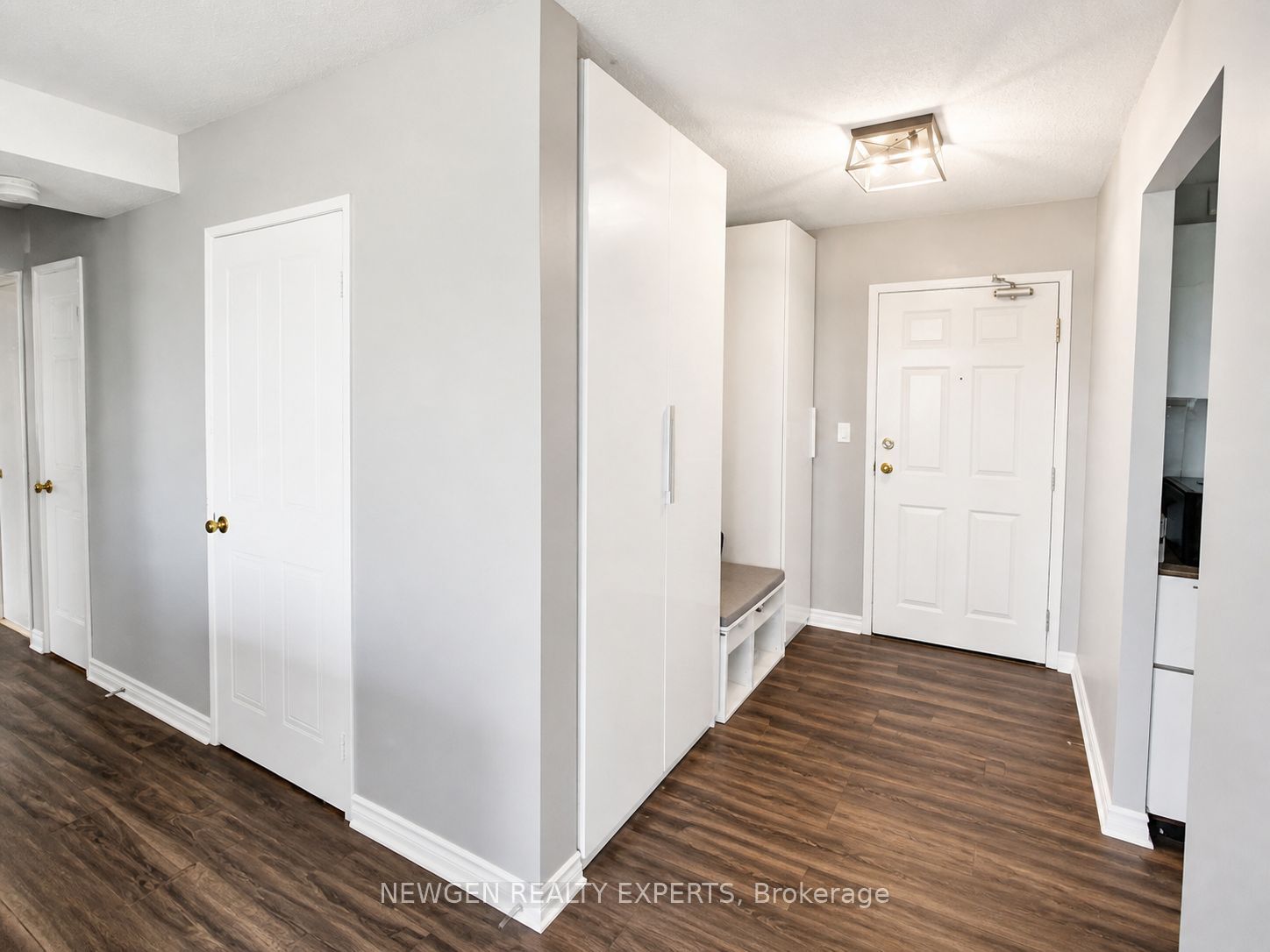Unit 405 - 18 Holborn Court, Kitchener 5