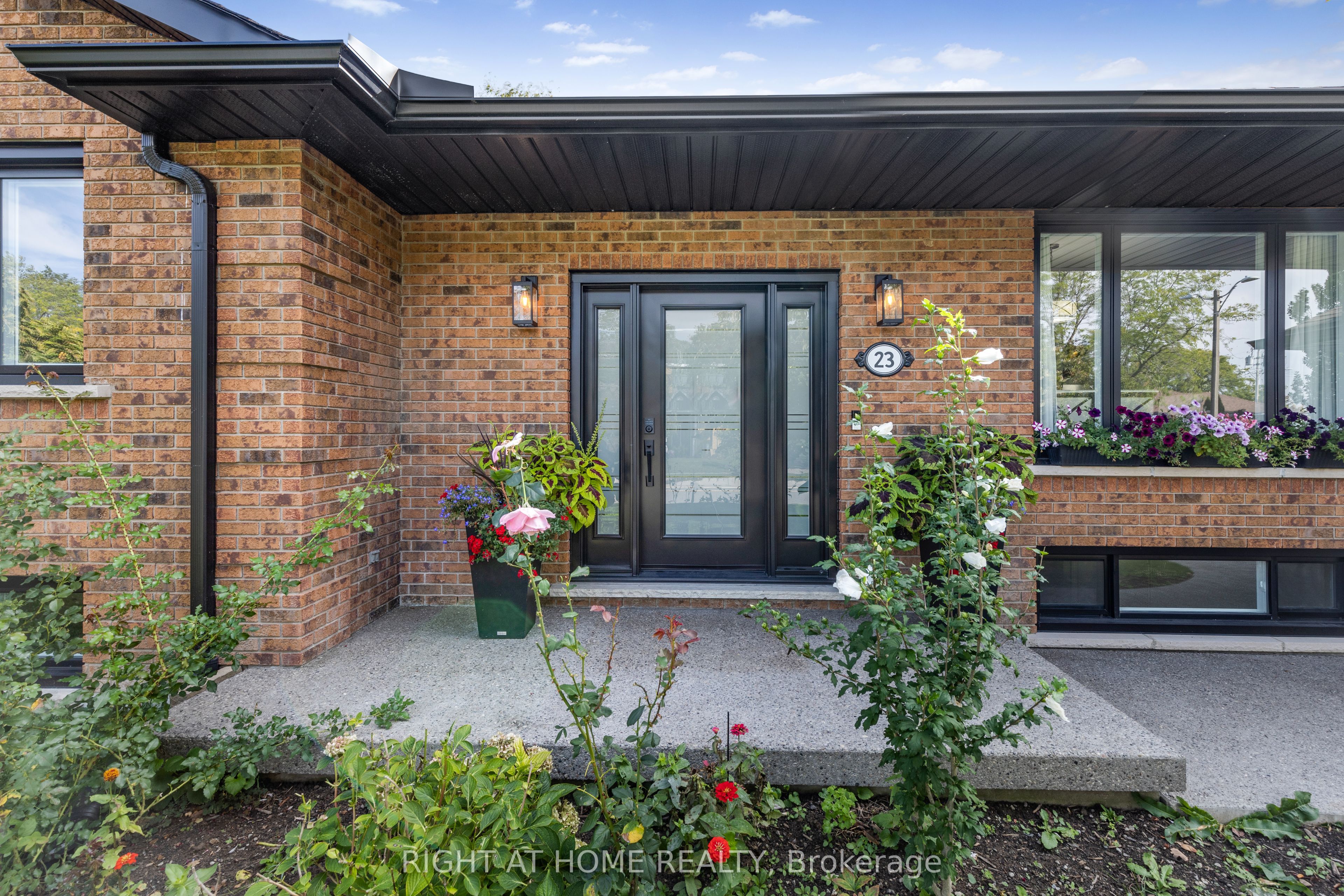 23 Riverview Boulevard, St. Catharines 2