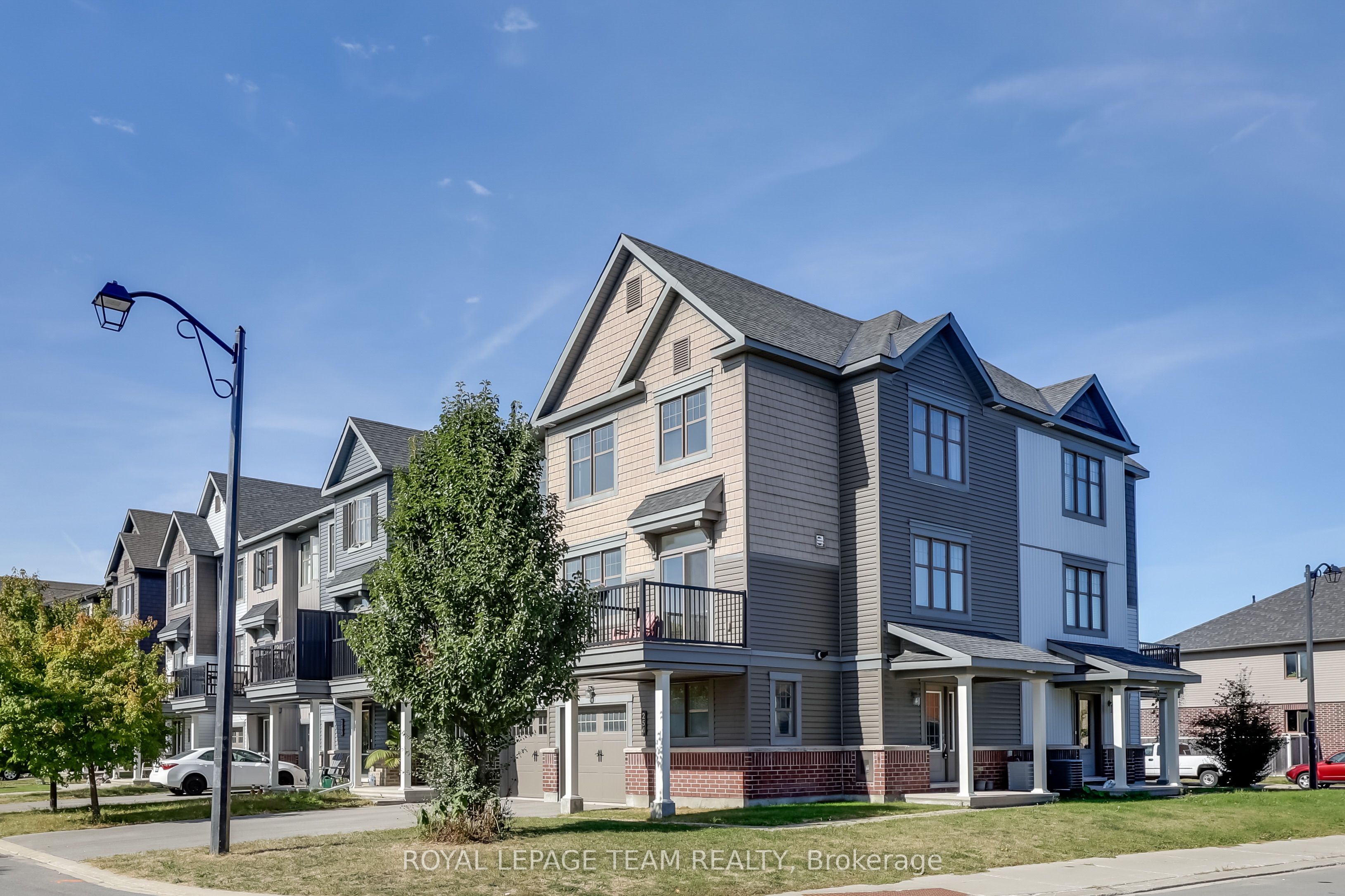 254 Halyard Way, Kanata 2