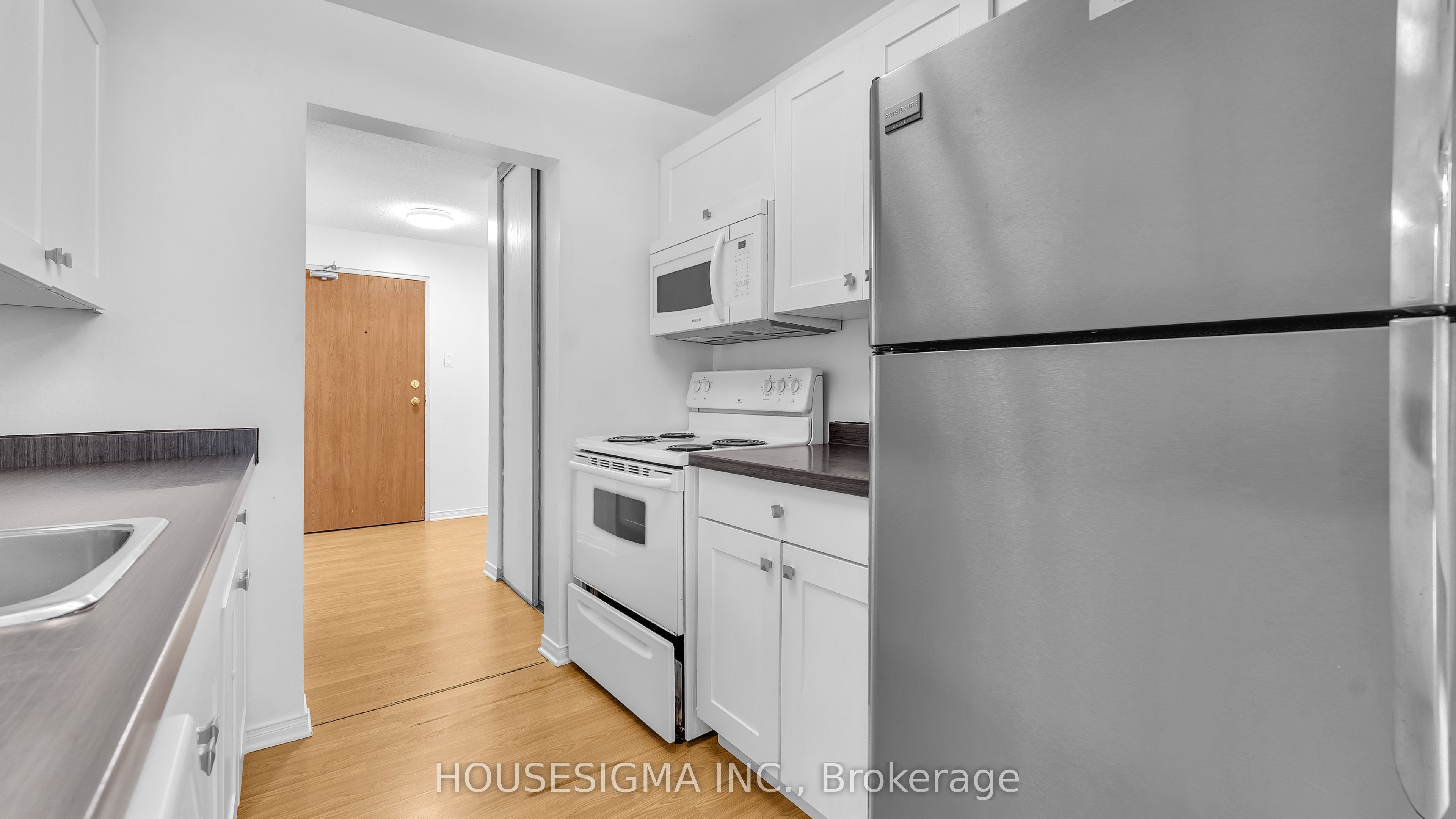 Unit 201 - 986 Huron Street, London 5