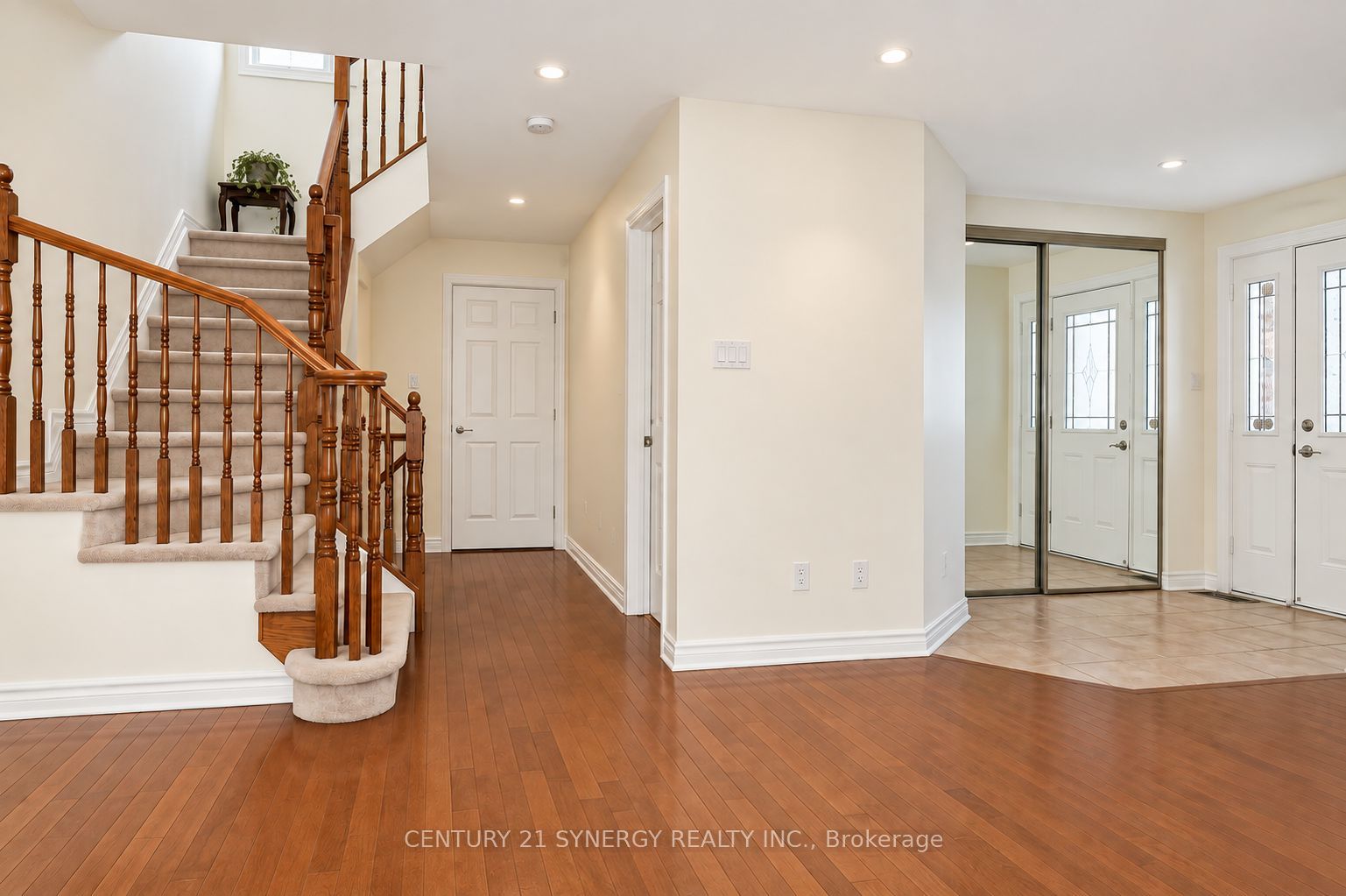 1075 GOWARD Drive, Kanata 4