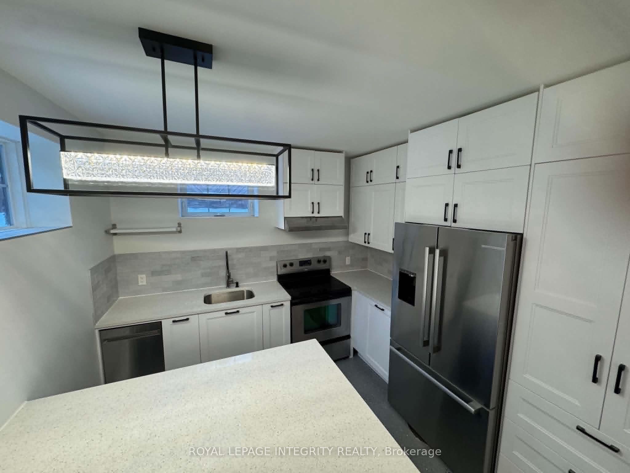 Unit 2 - 50 Clarendon Avenue, Ottawa 3