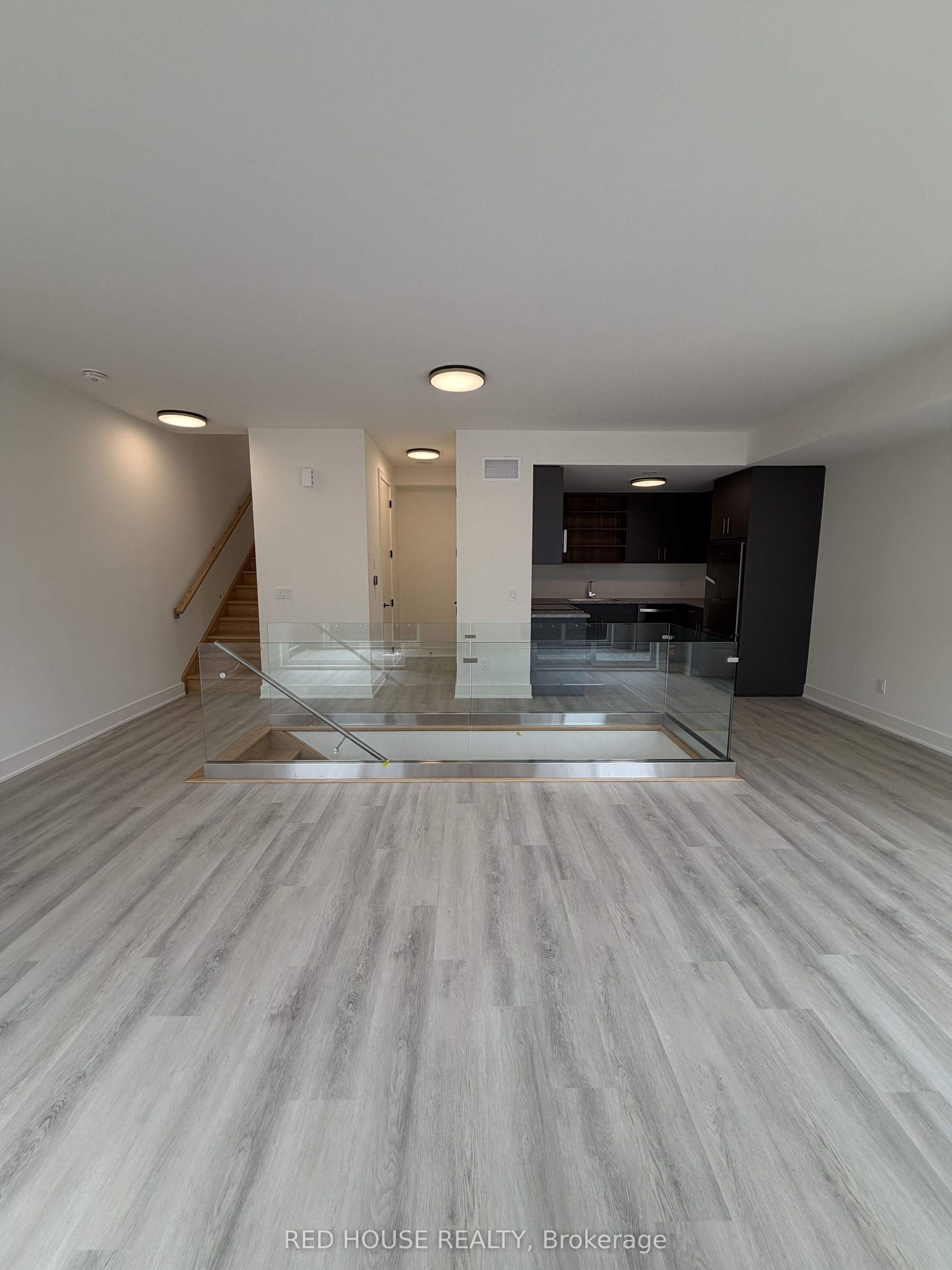 246 Ellis Avenue, St. Catharines 5